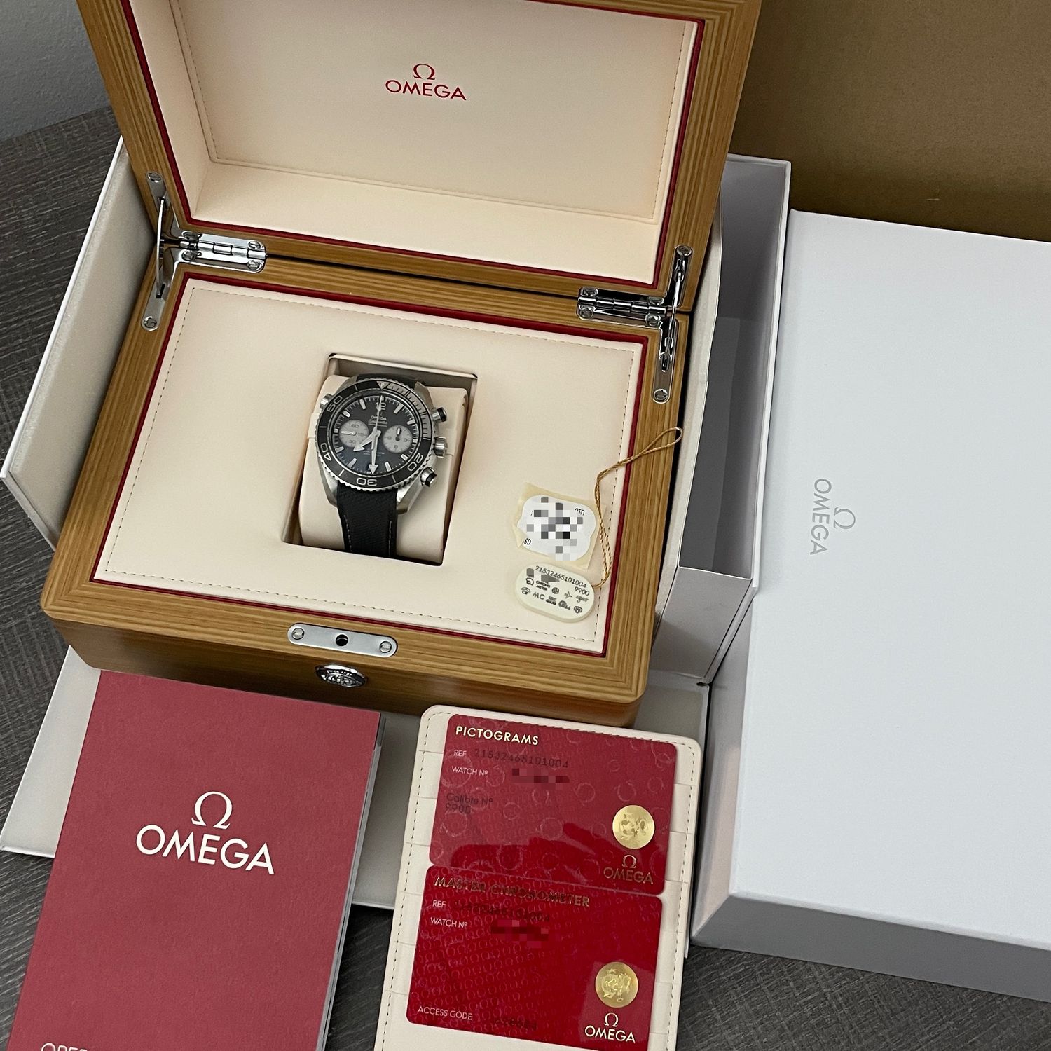 Omega Seamaster Planet Ocean Chronograph CLEAN 600M Diver Grey