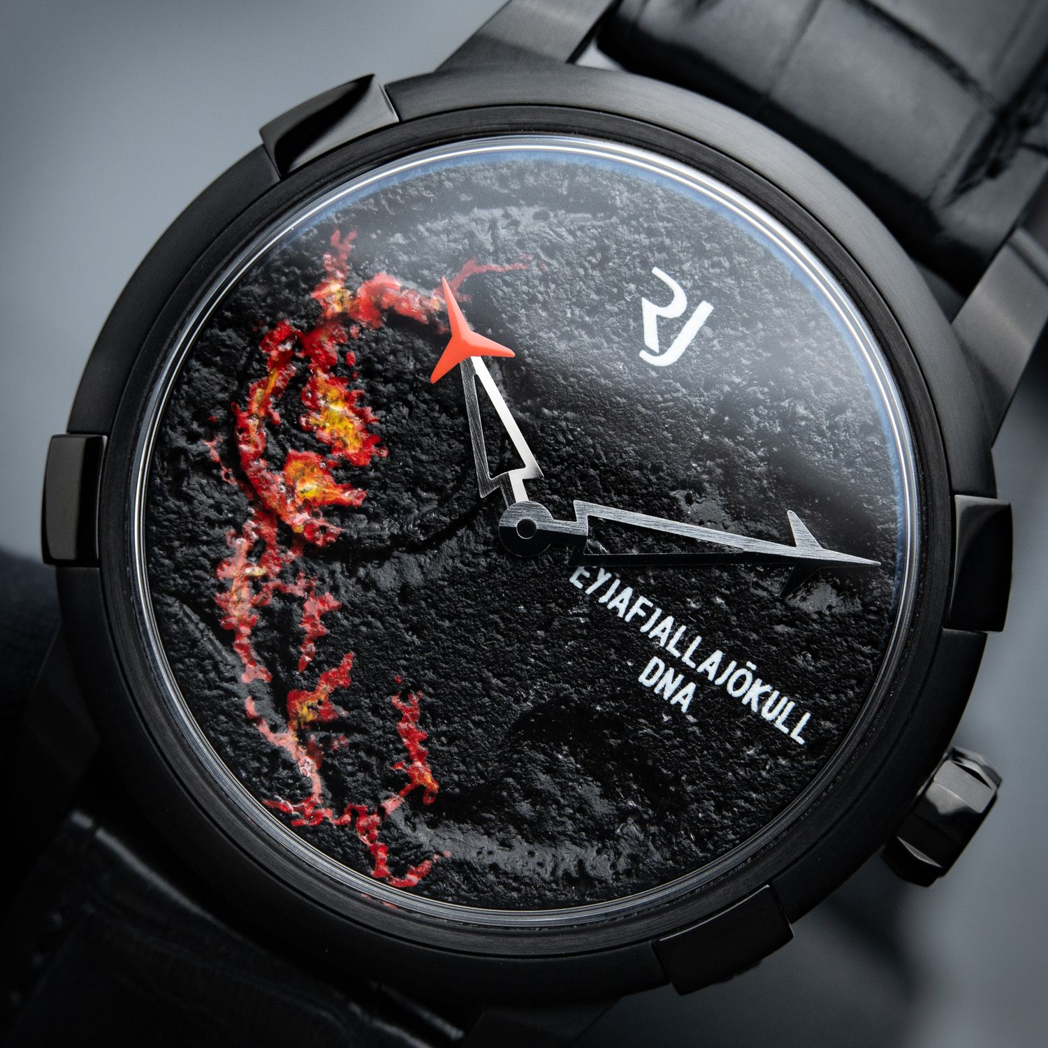 Romain Jerome UNWORN Eyjafjallajokull DNA Classic Limited Volcanic