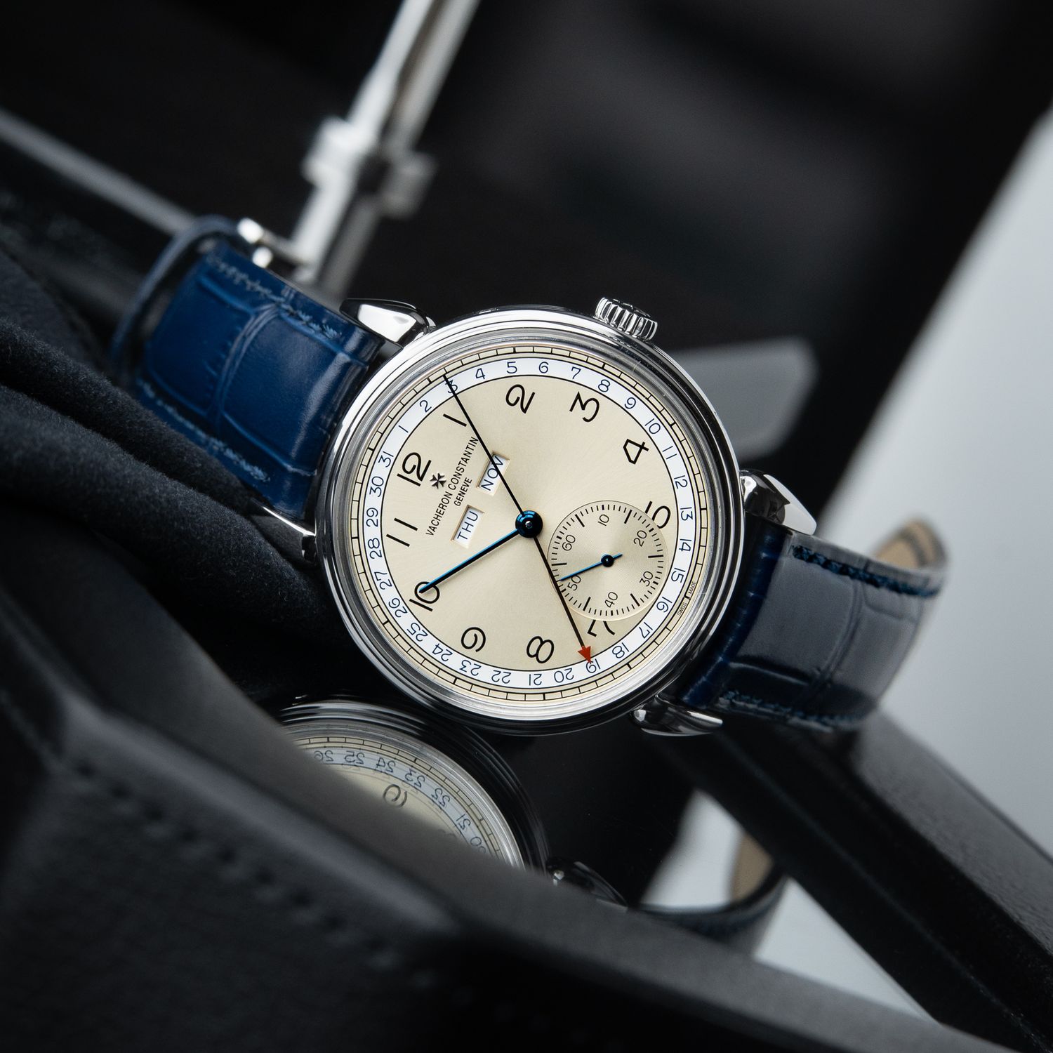 Vacheron Constantin Historiques 1942 Triple Calendrier Champagne