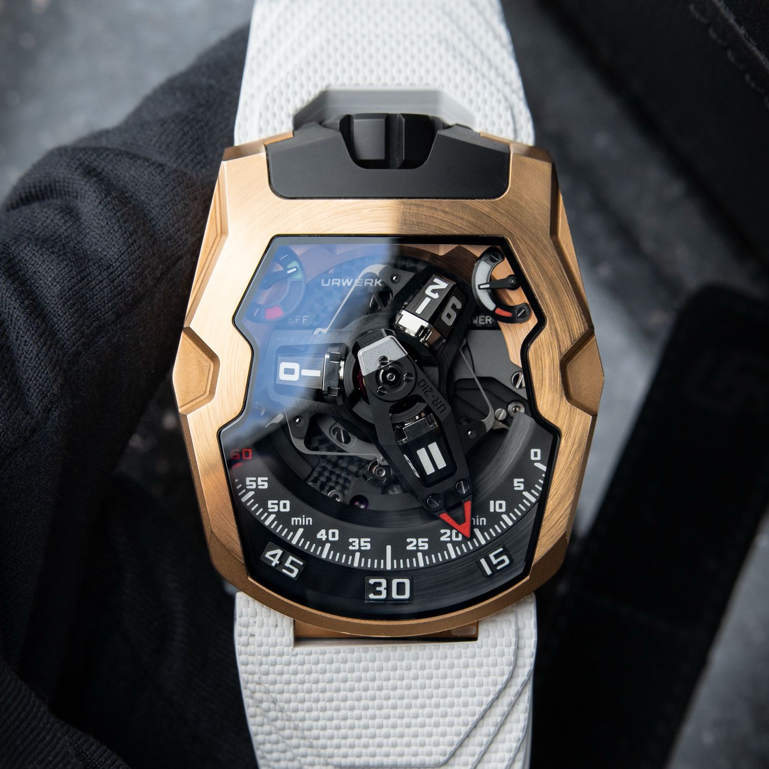 URWERK UR-210 RG RARE 2023 Limited Edition Retrograde Rose Gold Black Titianium