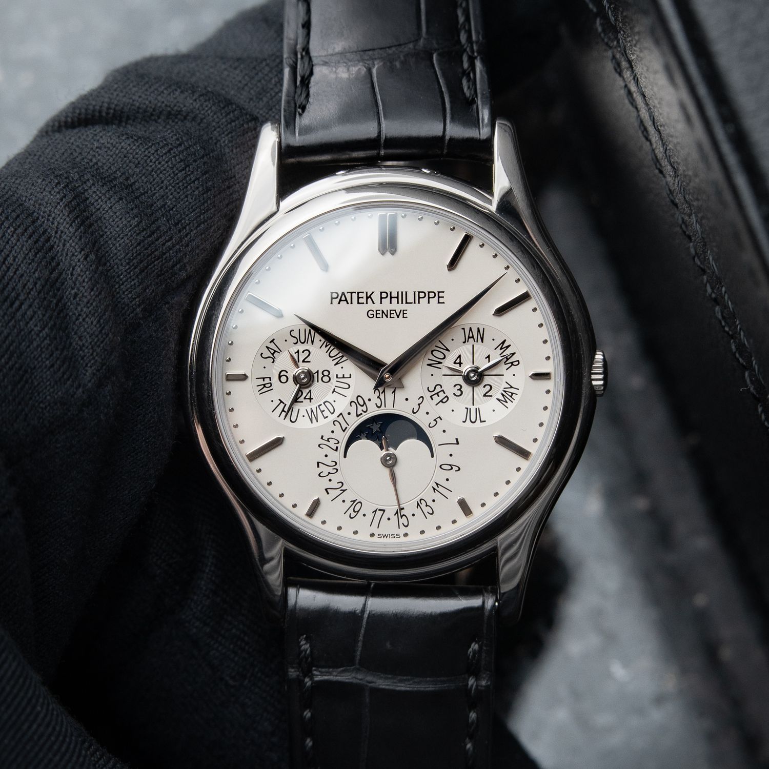 Patek Philippe Perpetual Calendar 5140G SET Thin White Gold Silver Dial