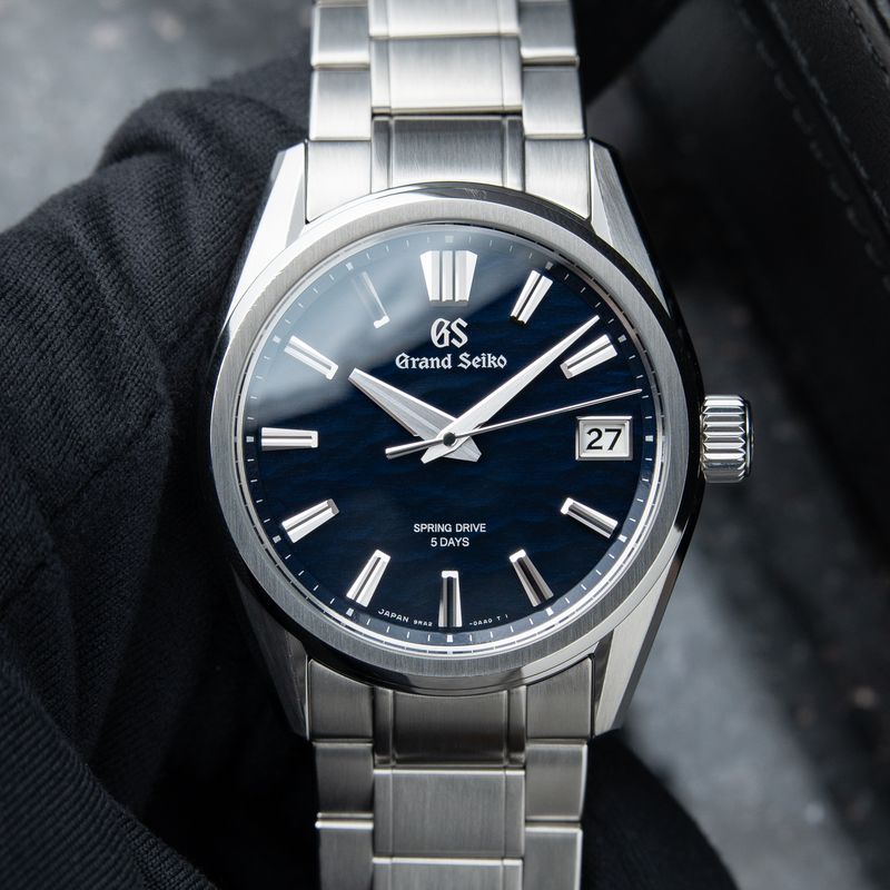 Grand Seiko Spring Drive 5 Days GS SERVICED Lake Suwa Steel Bracelet Blue