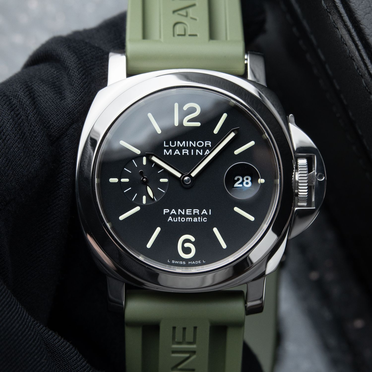 Panerai Luminor Marina Date PAN SERVICED Steel Black Automatic PAM104 44mm