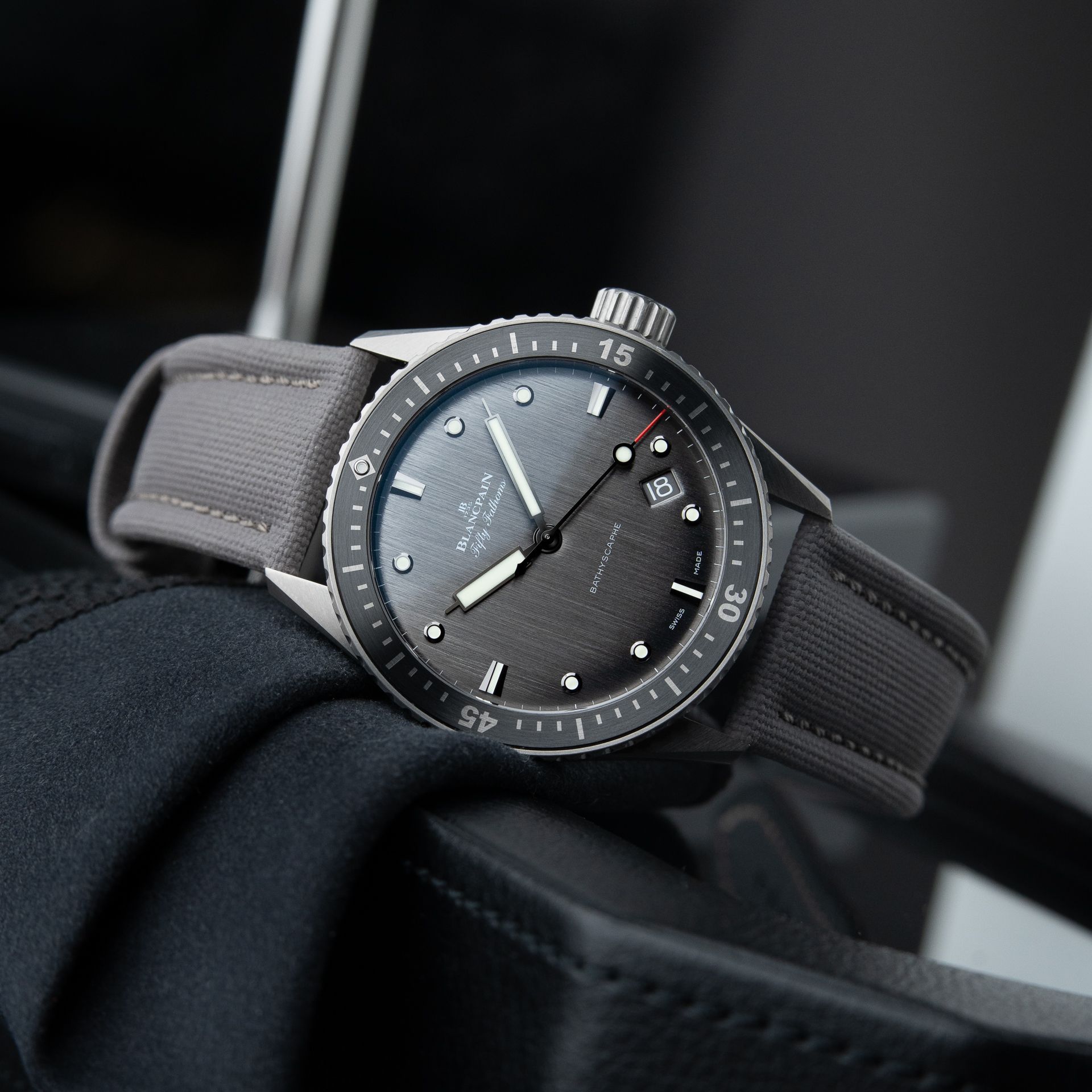 Blancpain Fifty Fathoms Bathyscaphe 5000 Titanium Grey Anthracite Diver 43