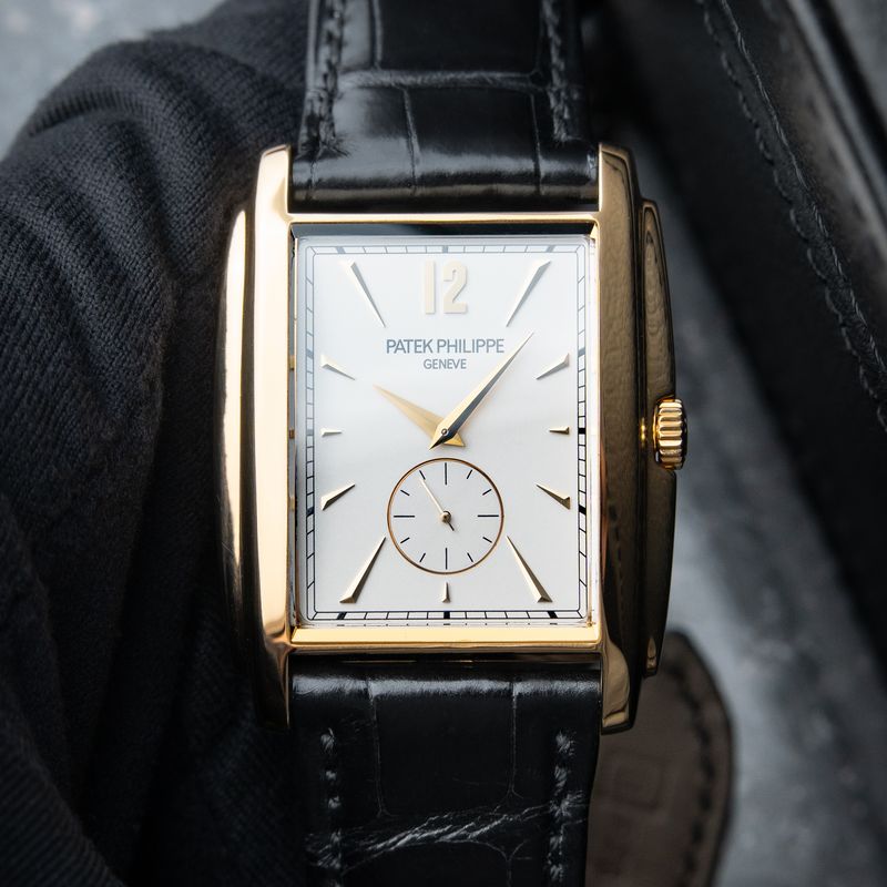 Patek Philippe Gondolo CLEAN 5124J Yellow Gold Silver Dial Black Leather
