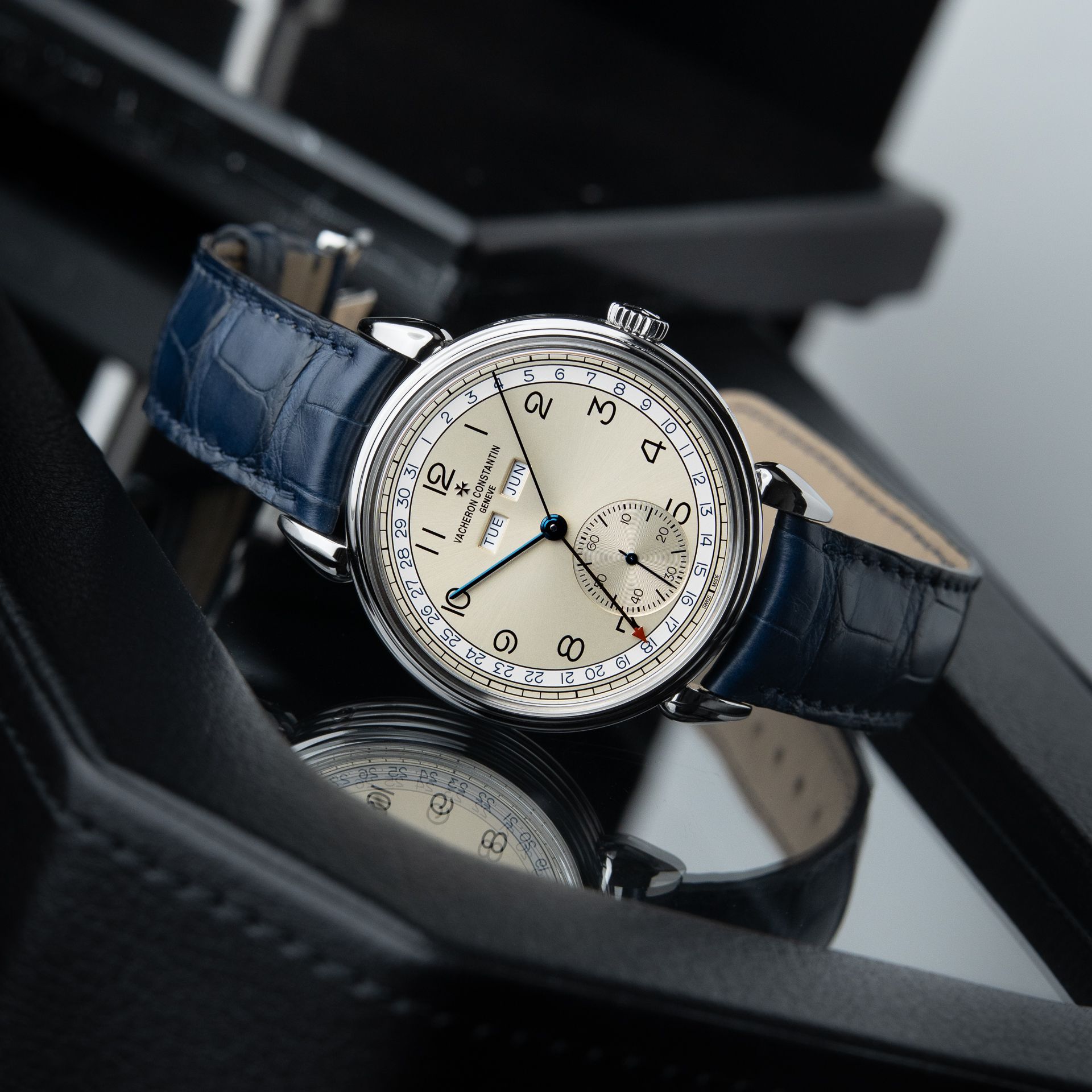 Vacheron Constantin Historiques 1942 Triple Calendrier Champagne Dial Blue 3110V Box and Papers