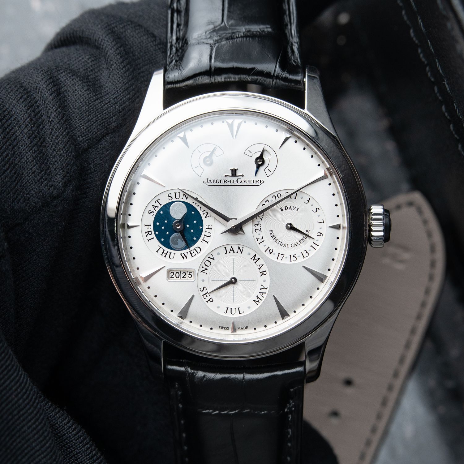 Jaeger-LeCoultre Master 8 Days Perpetual Calendar Moon Phase Silver Dial