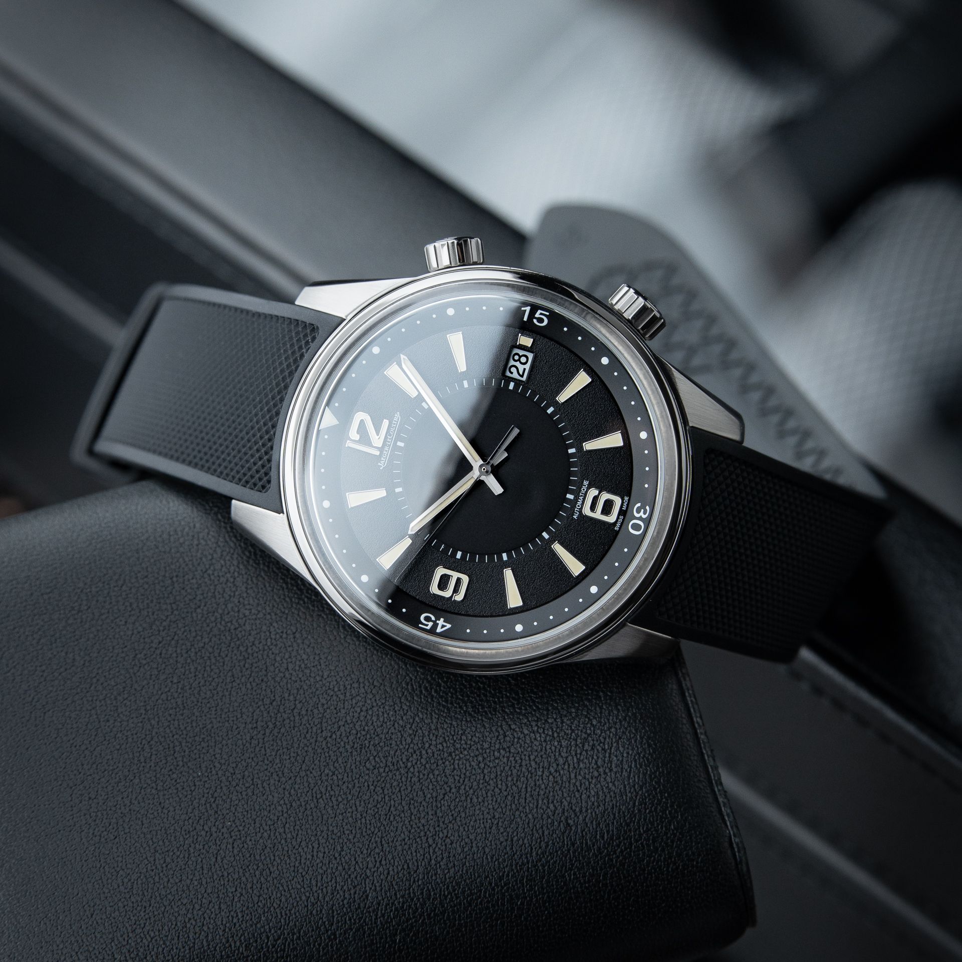 Jaeger-LeCoultre Polaris Date 200M Automatic Black Dial Steel Rubber 42mm Box and Papers 842.8.37