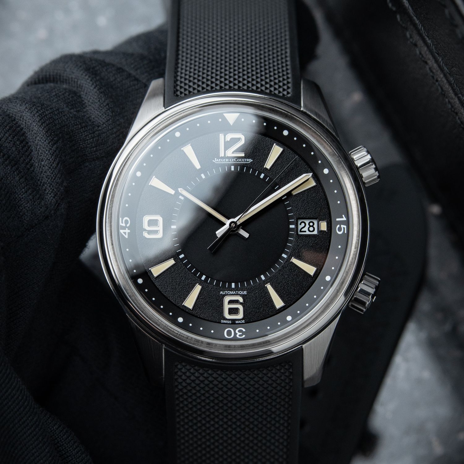 Jaeger-LeCoultre Polaris Date 200M Automatic Black Dial Steel Rubber 42mm Full Set 842.8.37