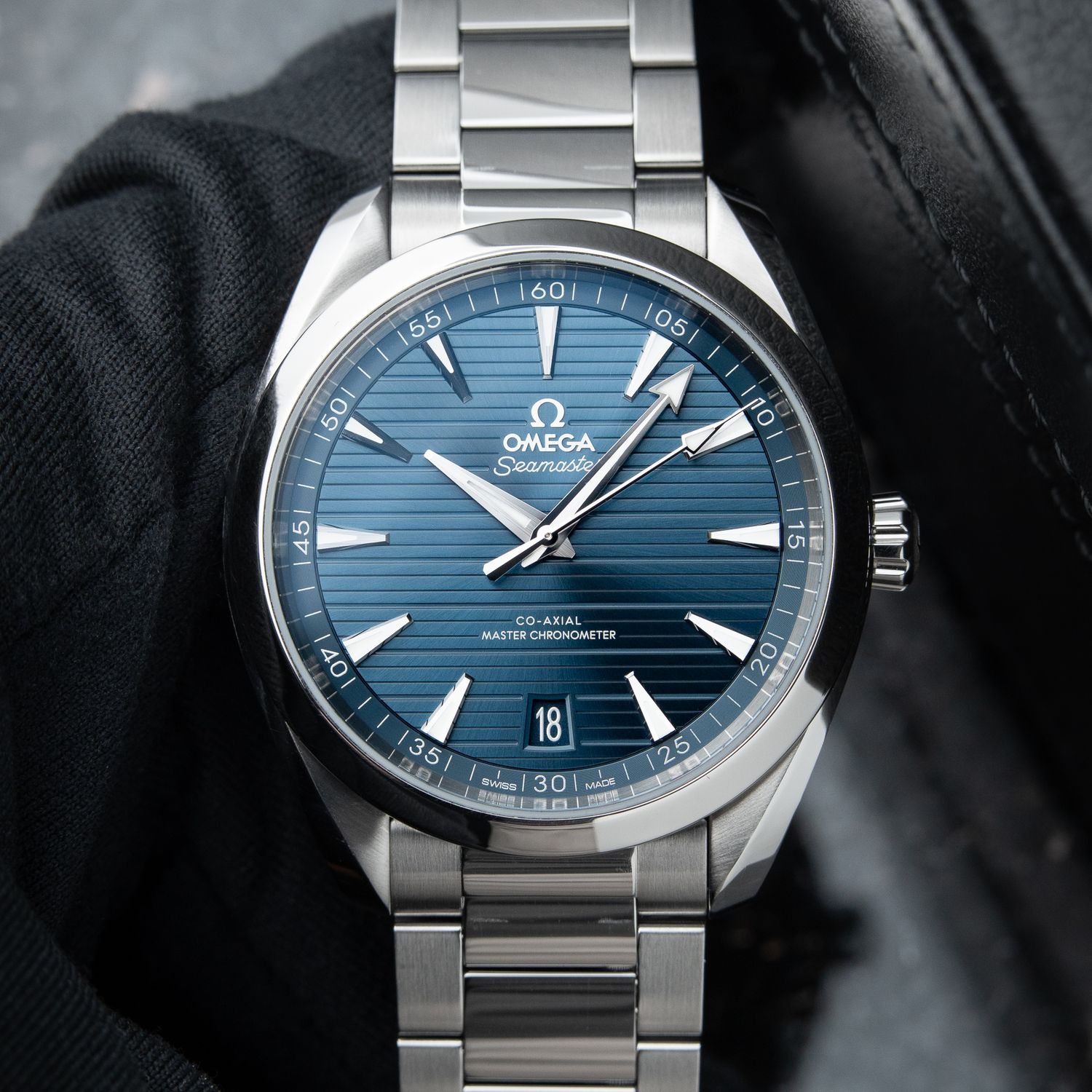 Omega Seamaster Aqua Terra 150M Steel Bracelet 12/2024 Blue Dial Steel 41 Full Set