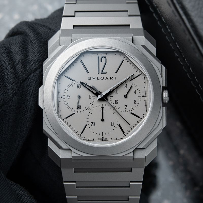 BVLGARI Octo Finissimo Chronograph GMT Grey Titanium Bracelet Bulgari 42mm