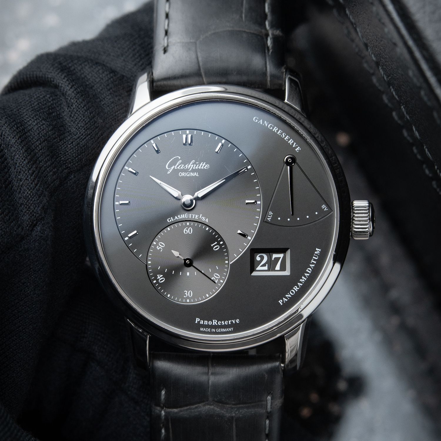 Glashütte Original PanoReserve Panorama Date Power Reserve Grey Steel 40