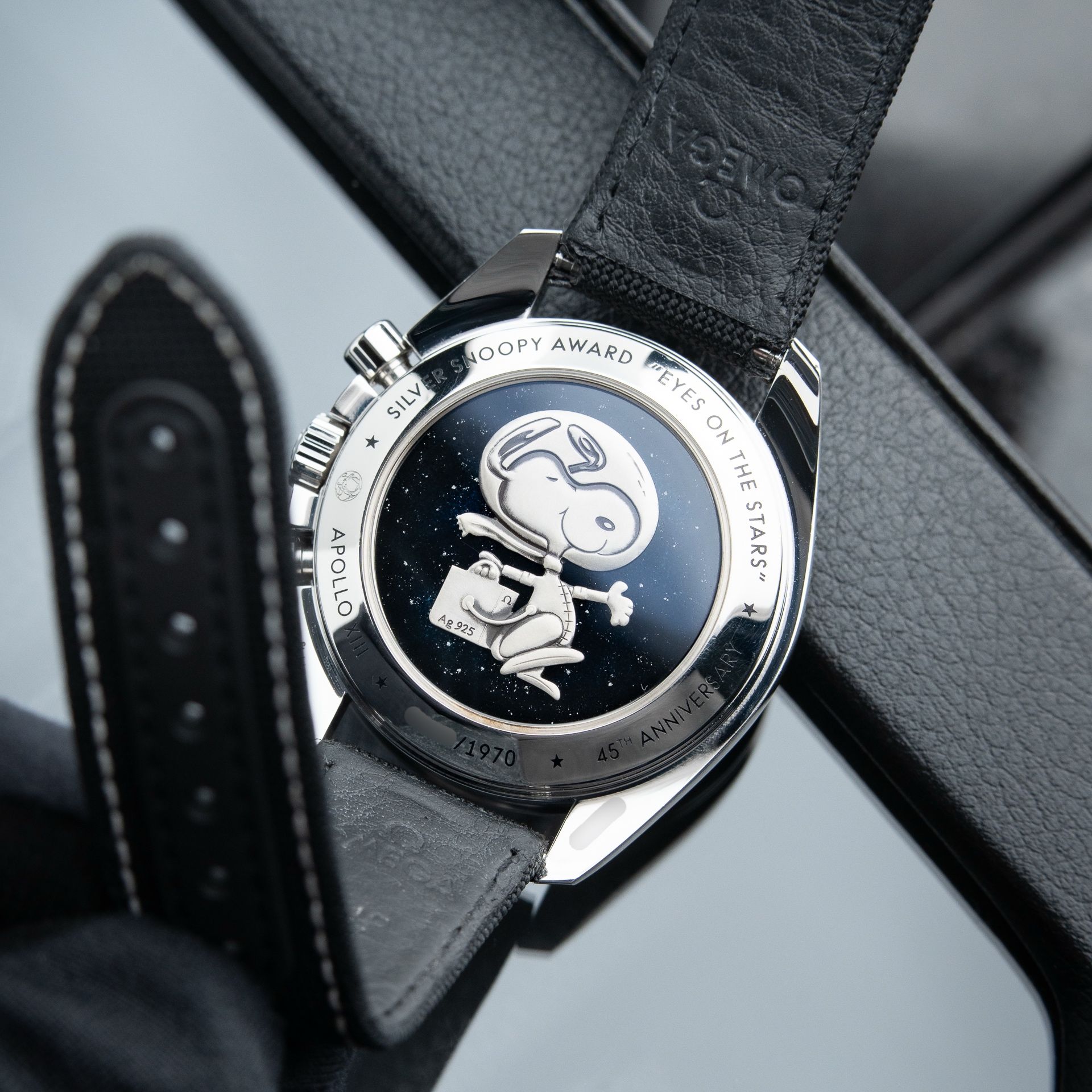 Omega Speedmaster Professional Moonwatch RARE Apollo 13 45th Silver Snoopy Awards Limited Edition White Dial Chronograph Watch