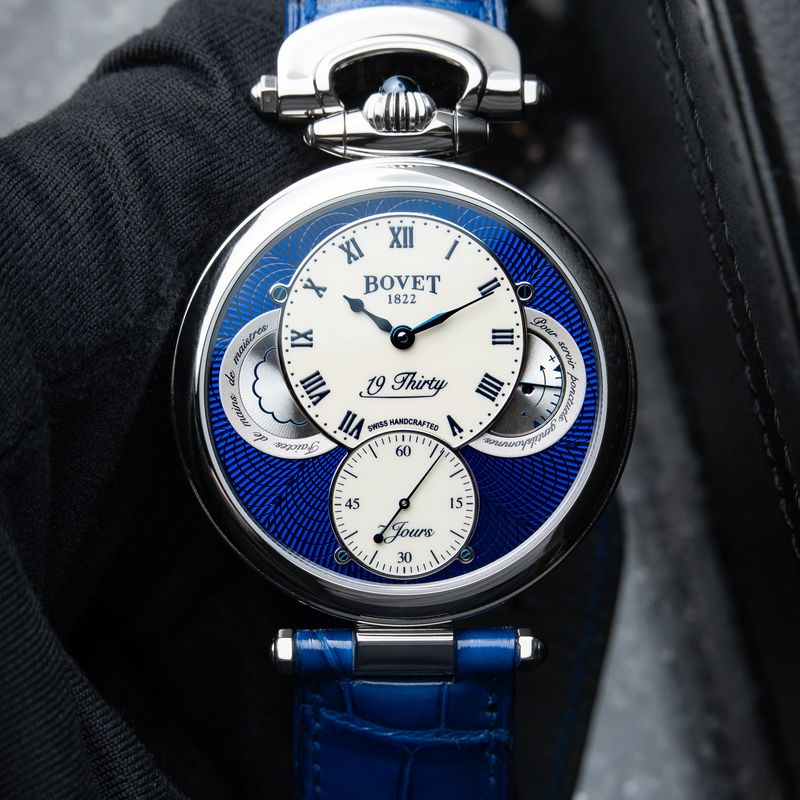 Bovet 19Thirty Fleurier UNWORN Ivory Blue Guilloche Dial Steel Leather 42mm