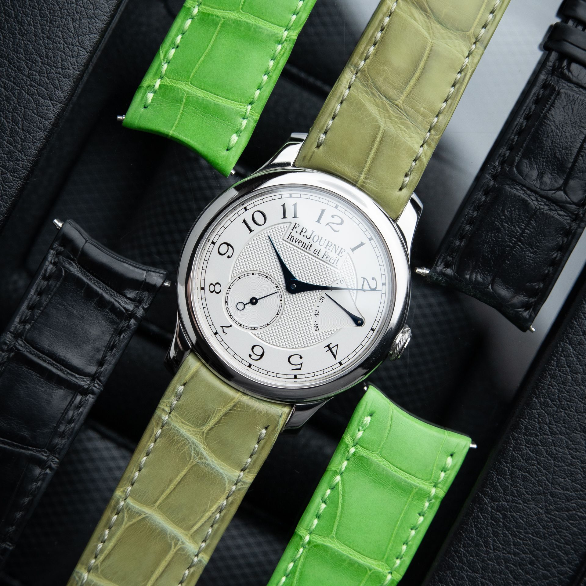 F.P.Journe Souveraine Chronometre Souverain Ref. CS Platinum Silver White Guilloche Souveraine STRAPS