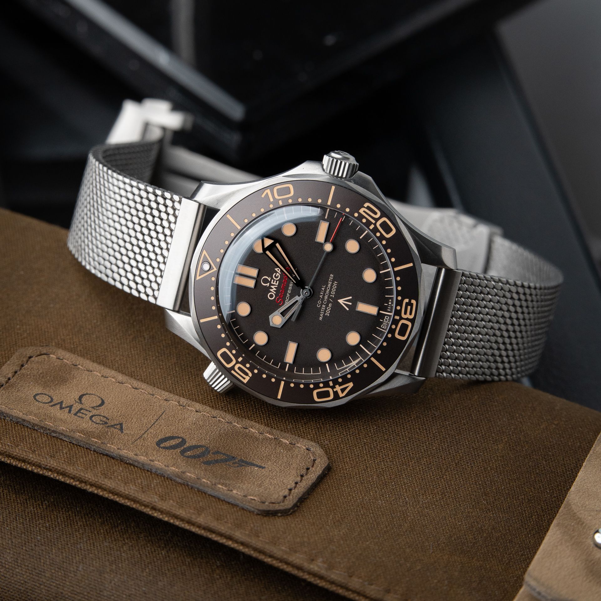 OMEGA Seamaster NTTD No Time To Die 8/25 Diver 300M 007 Edition Titanium Brown James Bond