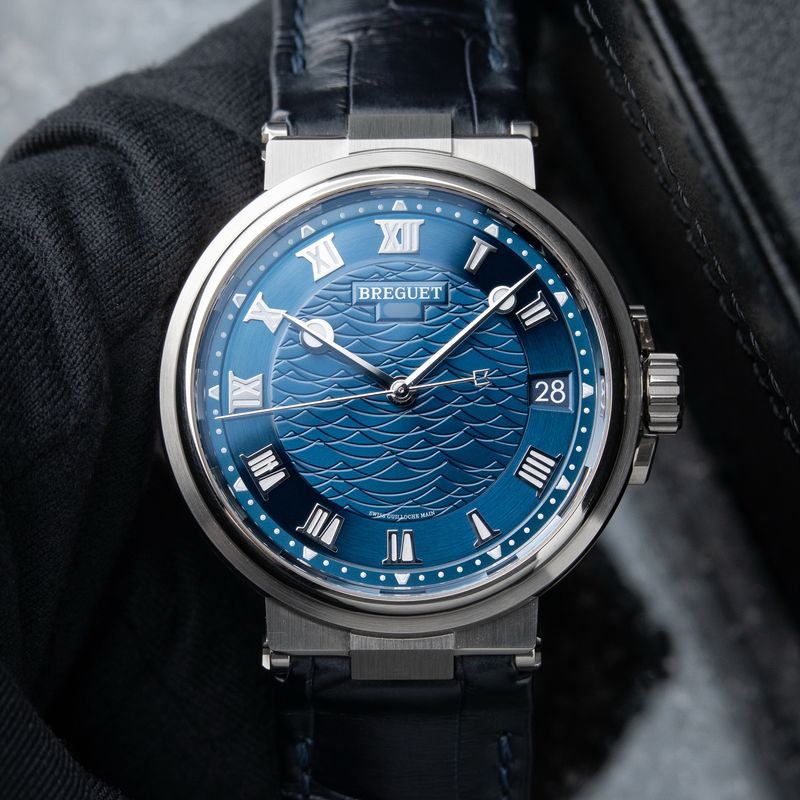 Breguet Marine 5517BB White Gold Blue Dial Date Rubber Leather Automatic 40mm