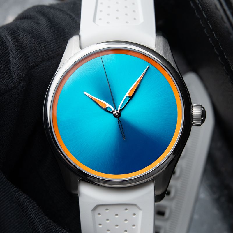 H.Moser & Cie. Pioneer Centre Seconds UNWORN Q4/2025 Spiced Aqua Turquoise