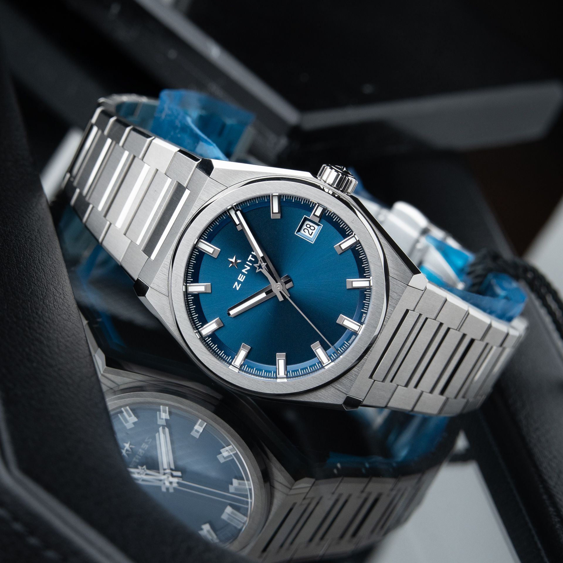 Zenith Defy Classic STICKERS Blue Dial Titanium Bracelet Date Automatic