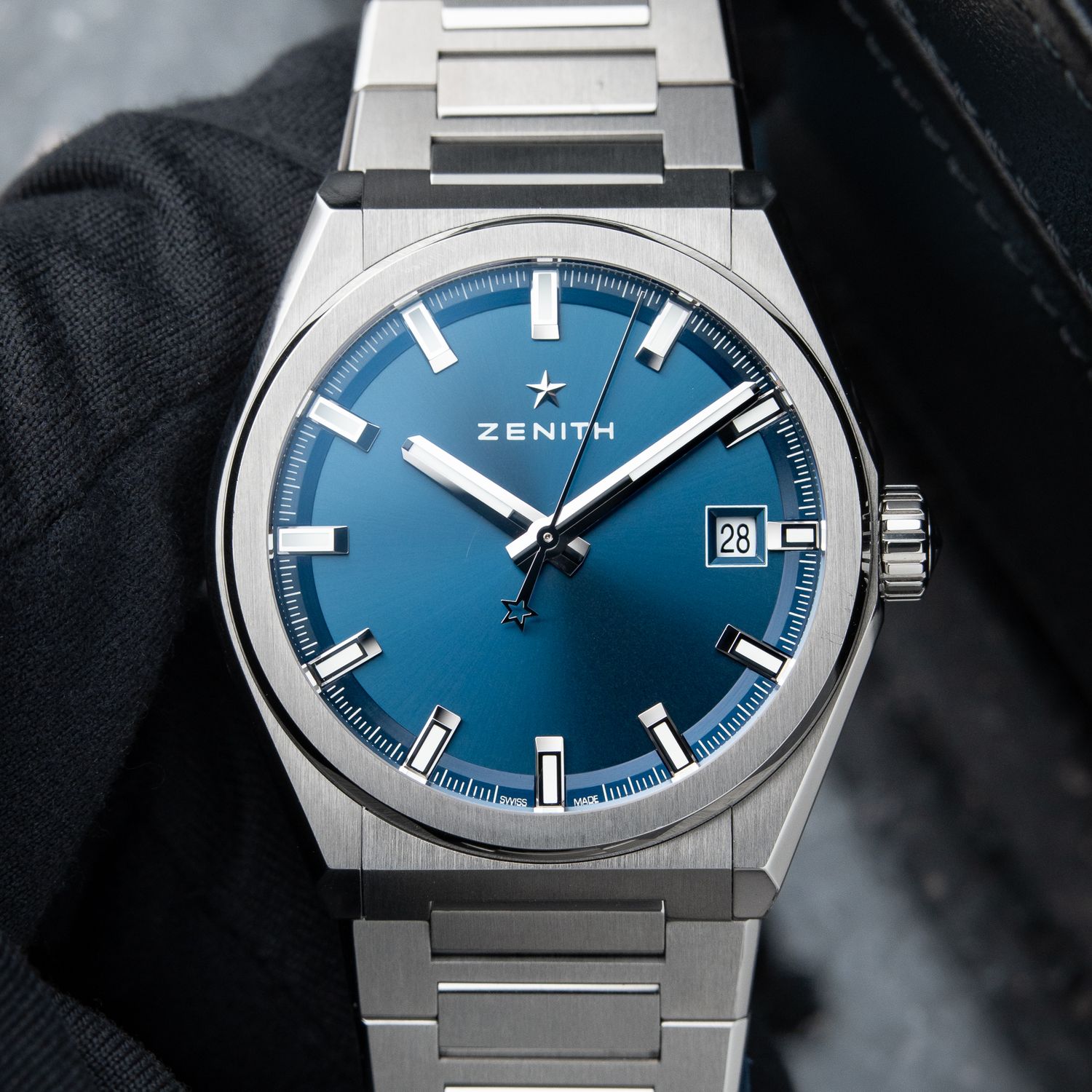 Zenith Defy Classic STICKERS Blue Dial Titanium Bracelet Date Automatic