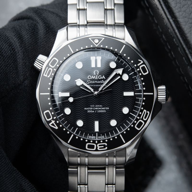 Omega Seamaster SMP 12/2024 Diver 300M Black Dial Aluminum Steel Bracelet