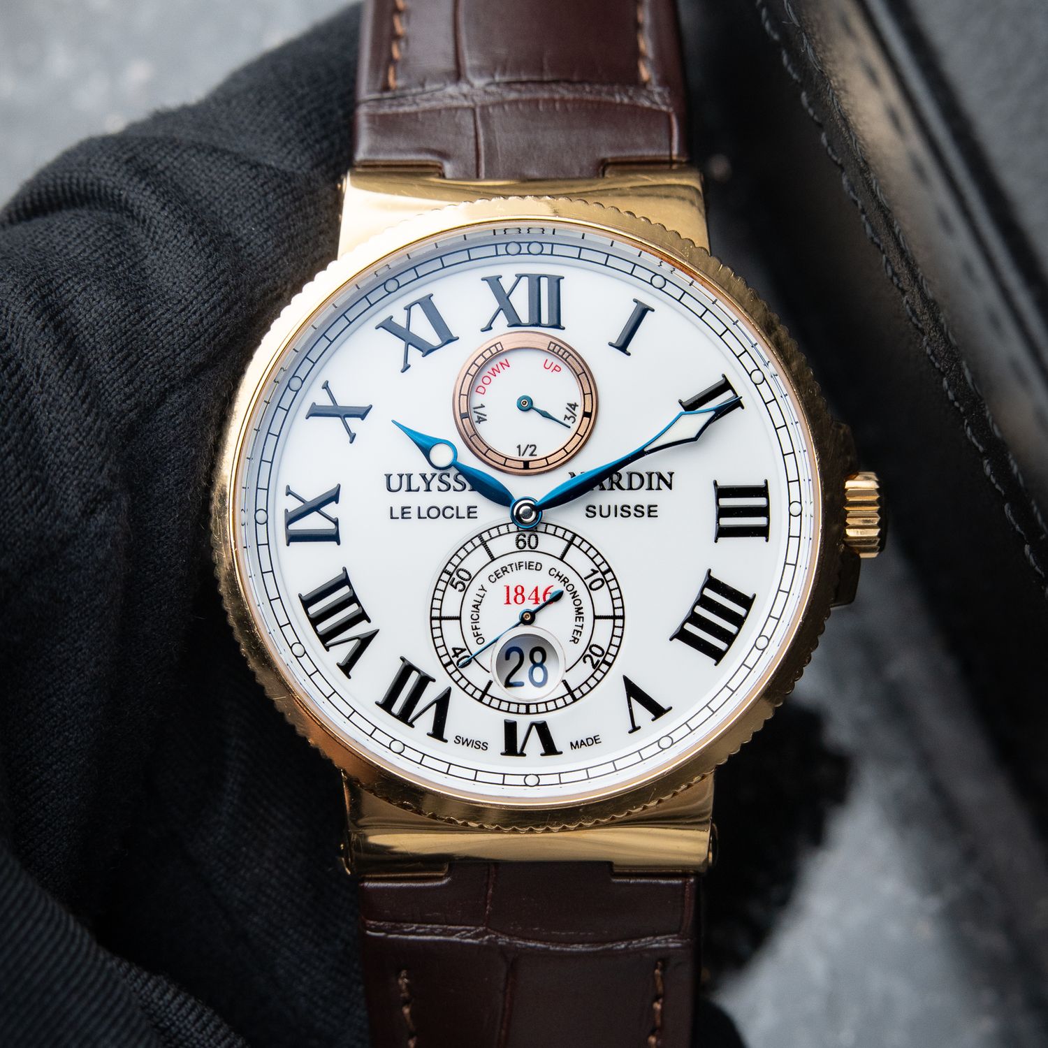 Ulysse Nardin Maxi Marine Chronometer 200M Rose Gold White Dial Leather 43