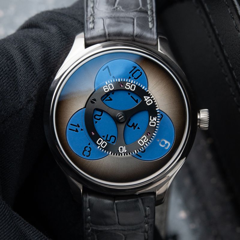 H.Moser & Cie. Endeavour Flying Hours Limited Edition White Gold Blue Dial