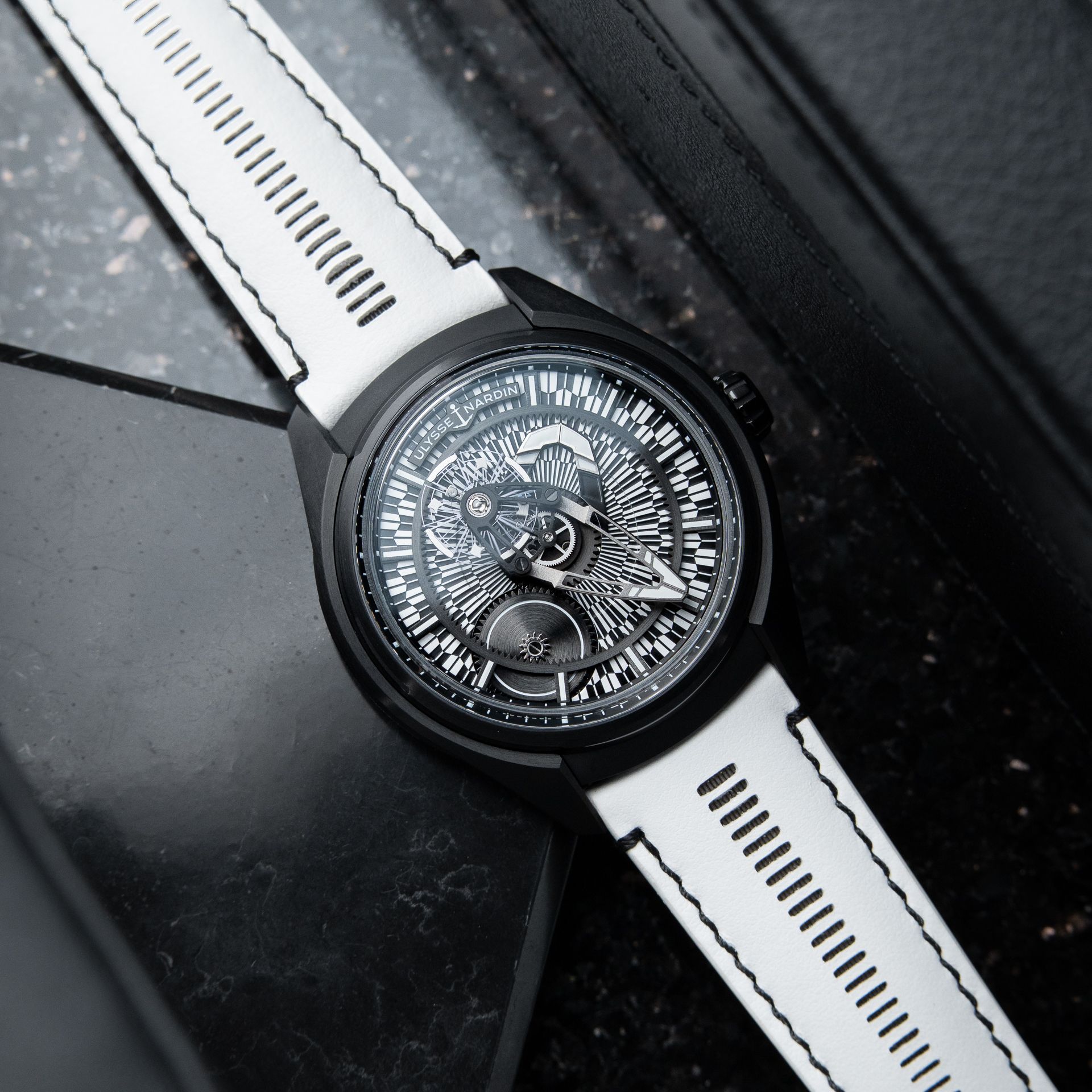 Ulysse Nardin Freak X UNWORN 2025 Yagasuri Arrow Feather Limited Edition DLC Titanium 43