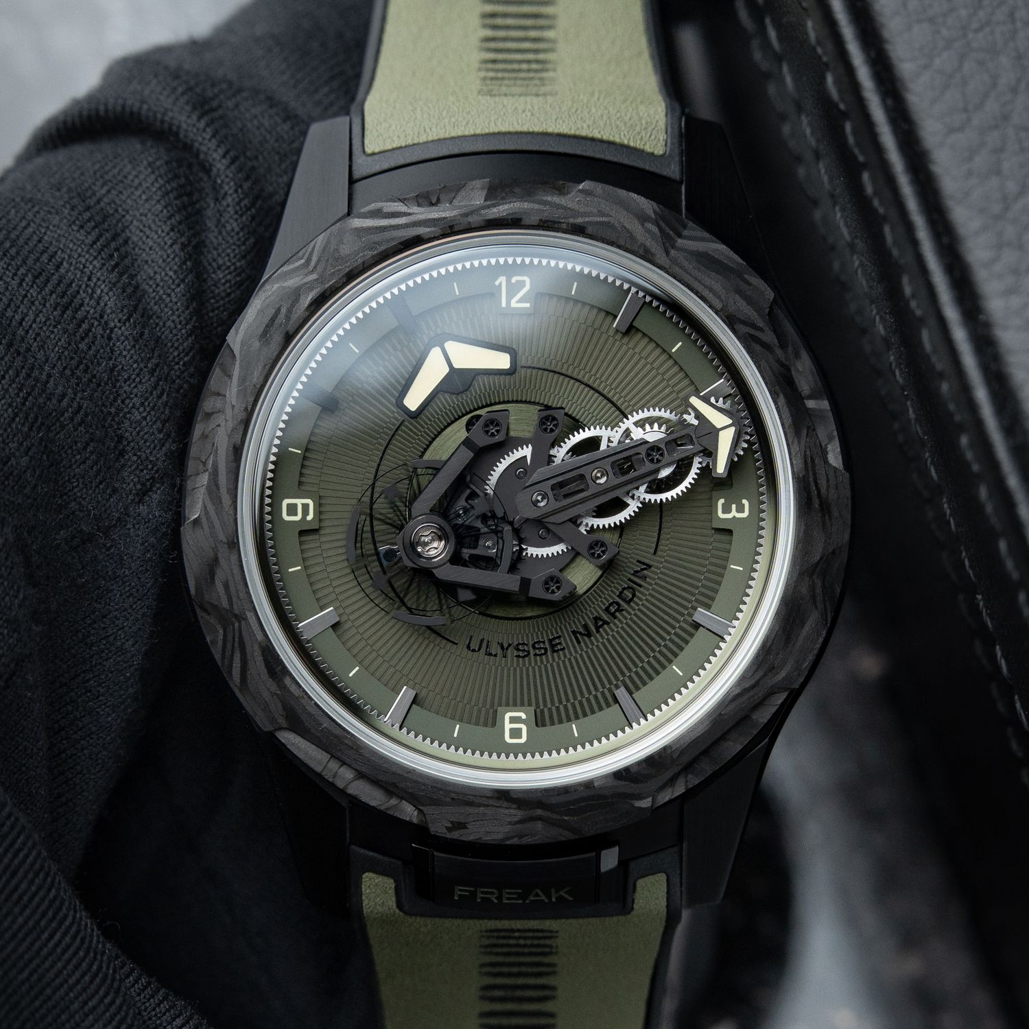 Ulysse Nardin Freak ONE OPS 11/2025 UNWORN Carbonium DLC Titanium Green 44mm 2403-500
