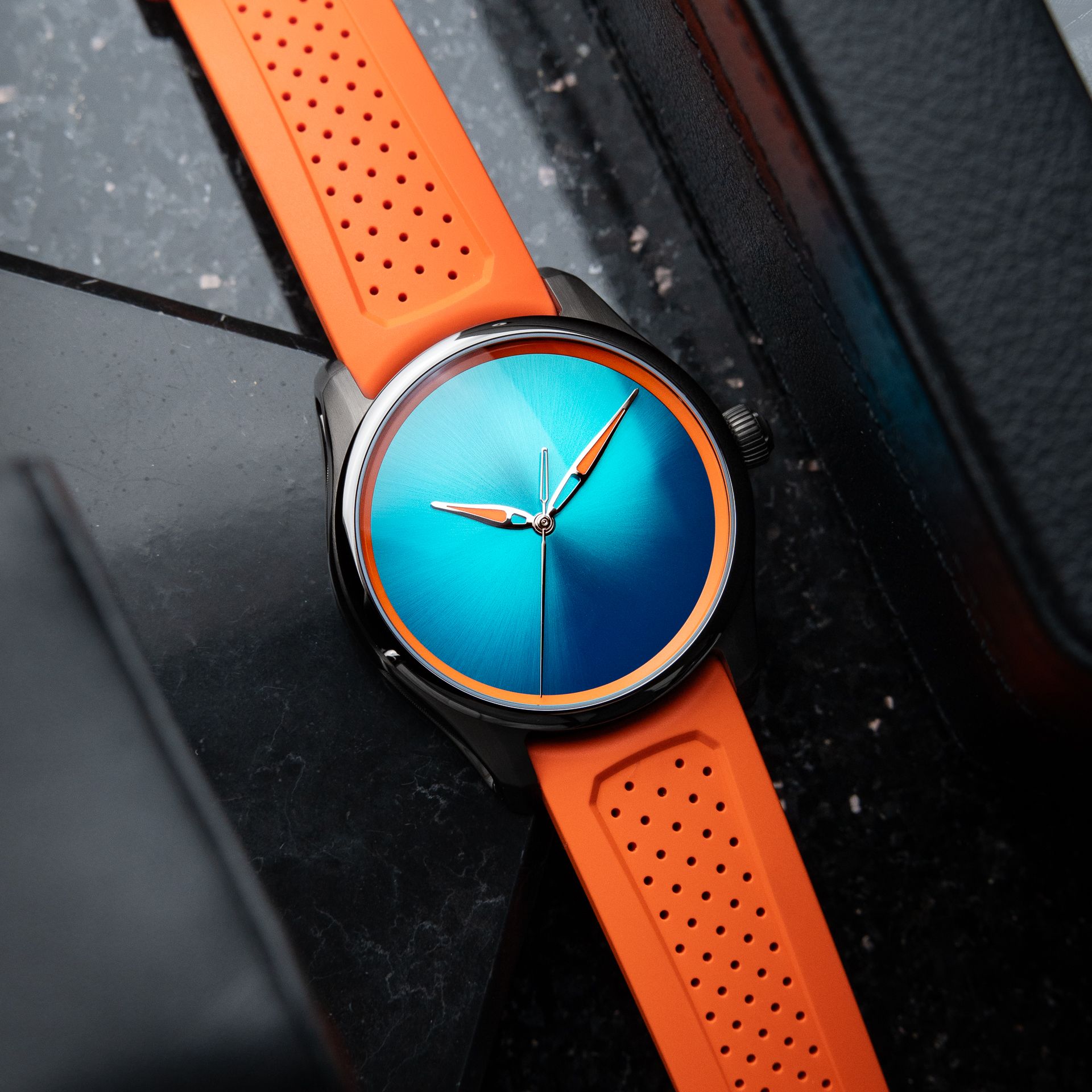 H.Moser & Cie. Pioneer Centre Seconds UNWORN 10/2025 Spiced Aqua DLC Steel Turquoise