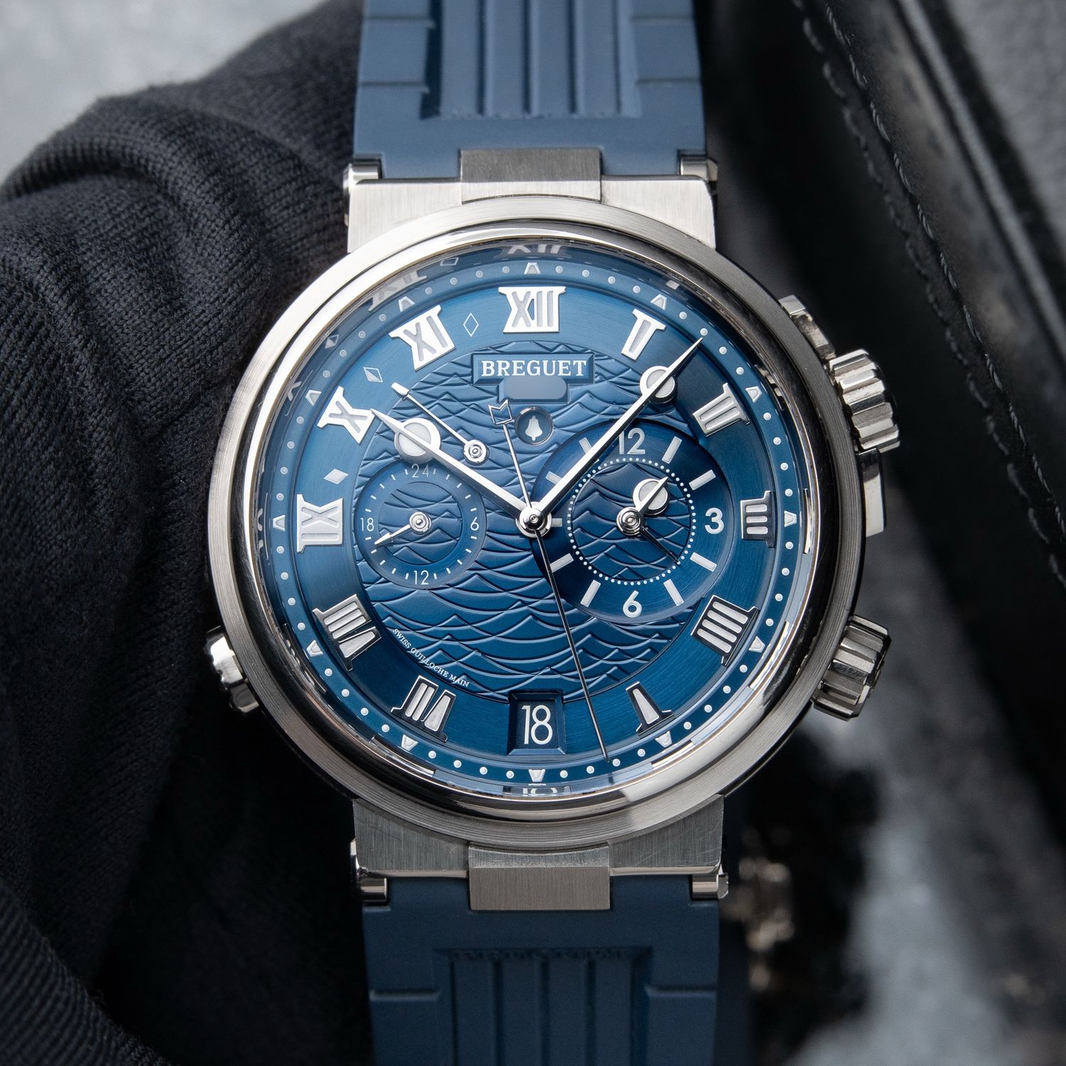 Breguet Marine Alarme Musicale 5547BB White Gold Blue Alarm Titanium BRACELET Strap