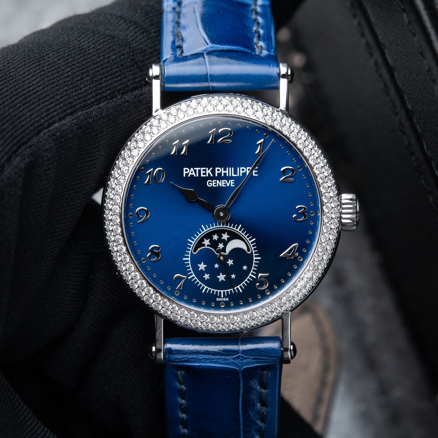 Patek Philippe Complications UNWORN 2025 Ladies Moon Phase Blue White Gold