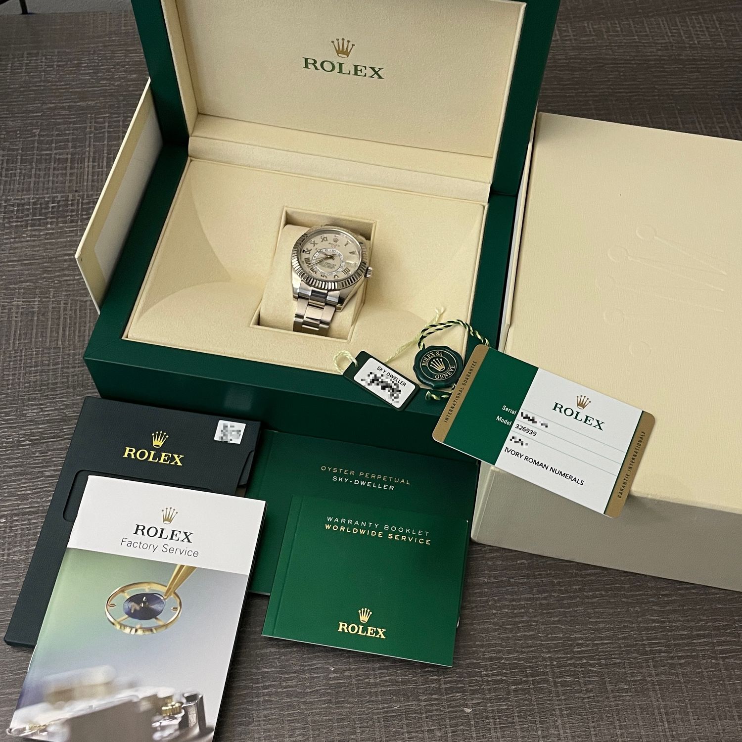 b*t様 ROLEX oyster 上海100周年記念 ノベルティ完全セット Rolex Sky-Dweller Ivory Dial Roman Numerals White Gold Oyster