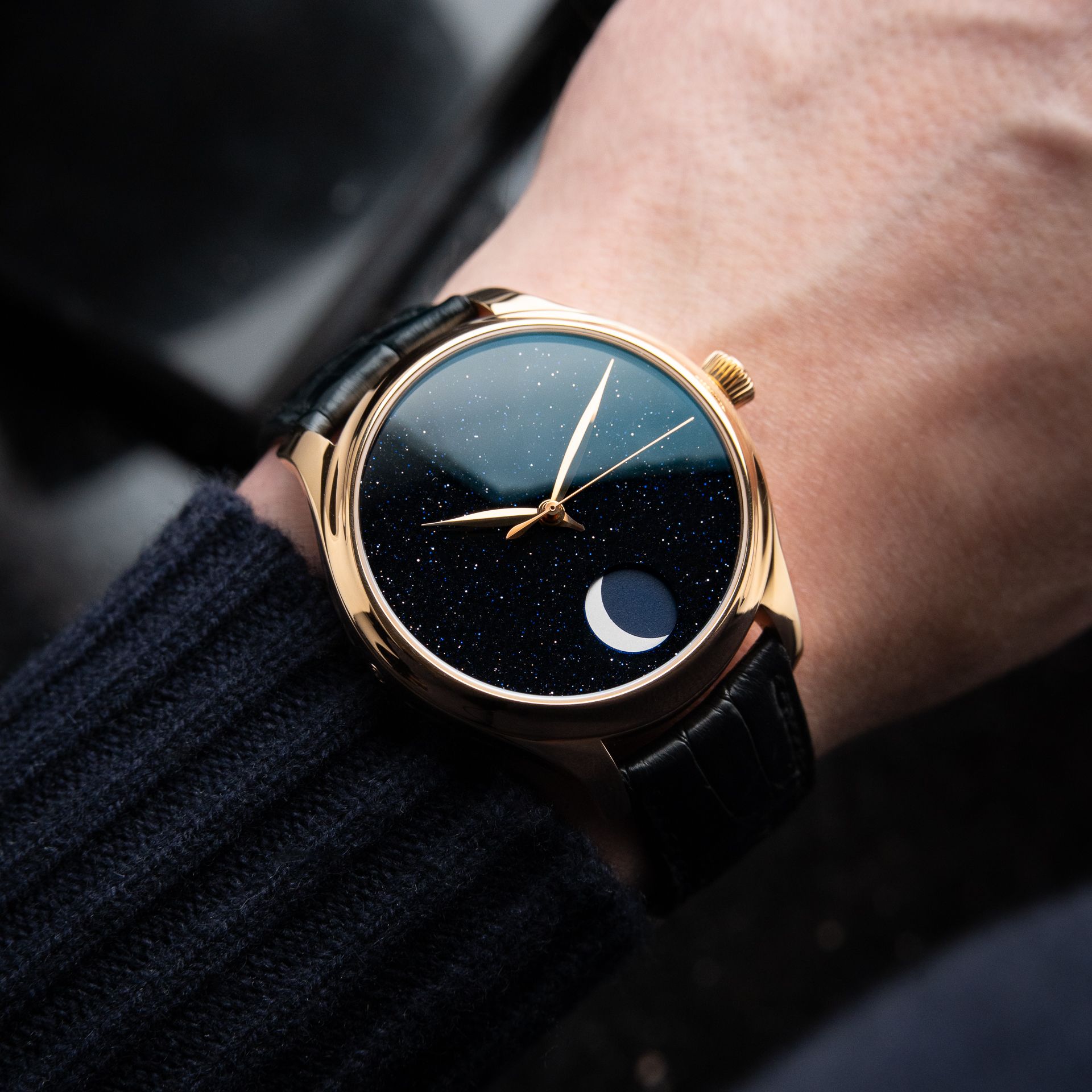 H.Moser & Cie. Endeavour RARE Perpetual Moon Rose Gold Aventurine Limited Edition