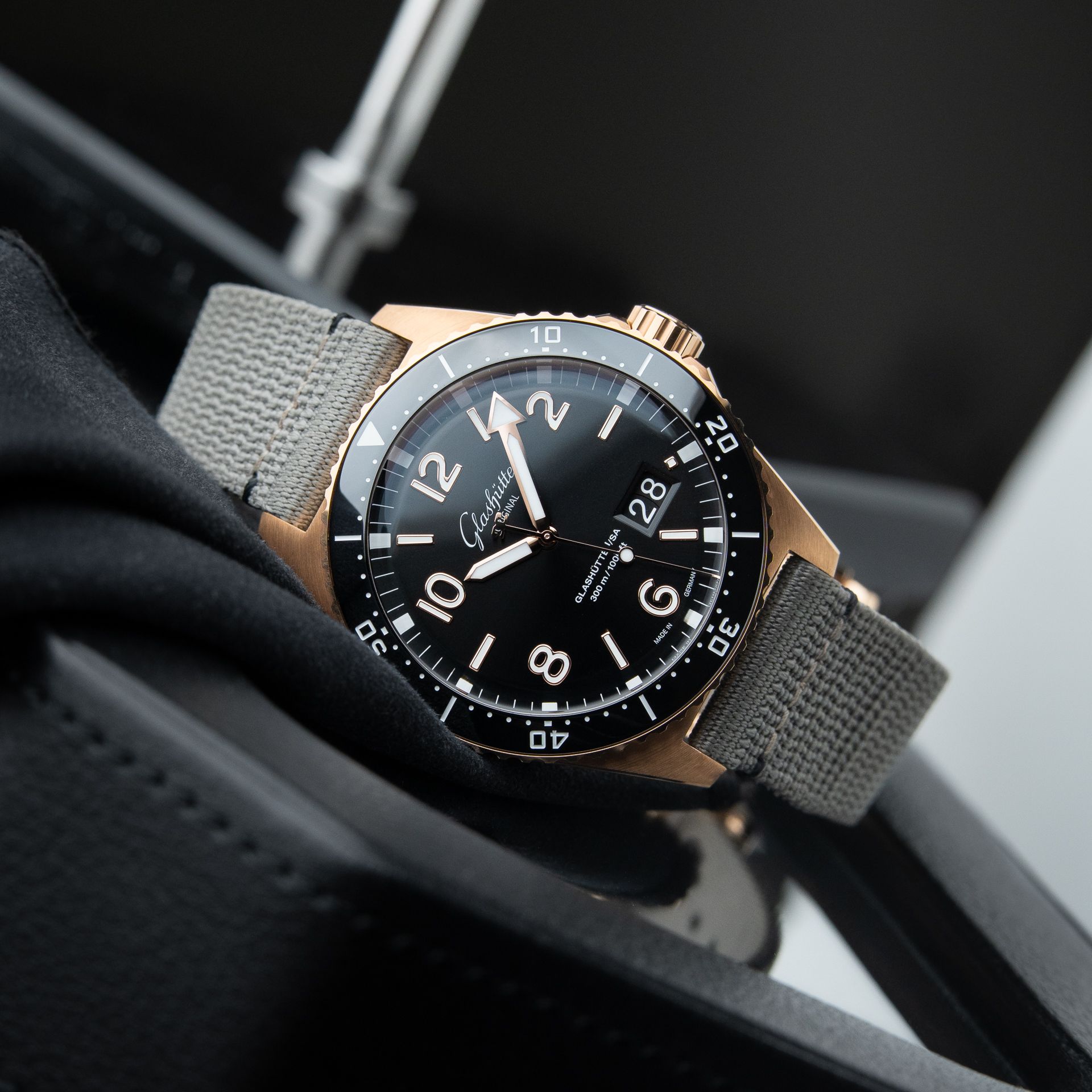 Glashütte Original SeaQ Panoramadatum Panorama Date 8/2024 Rose Gold Black Diver 300M