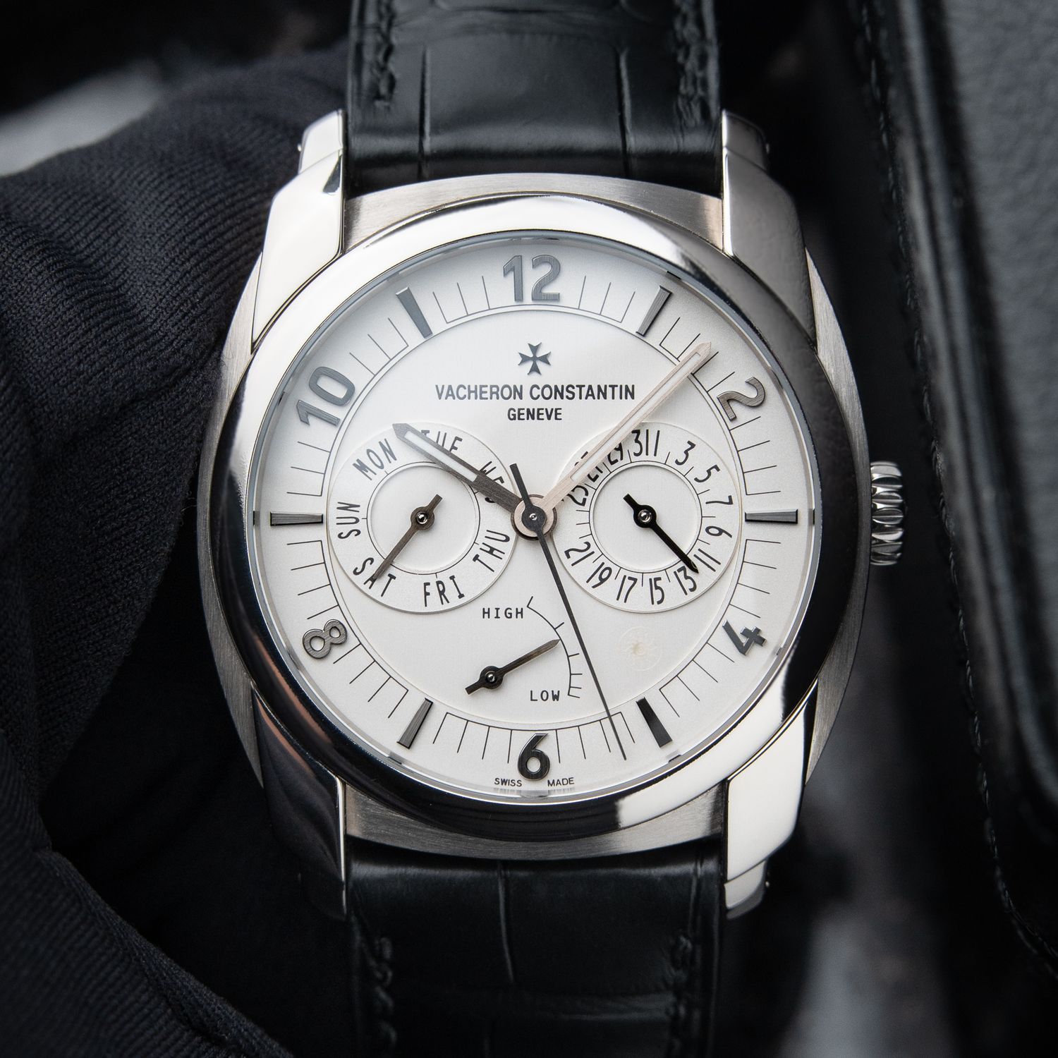 Vacheron Constantin Quai de l'Ile Day-Date Palladium Silver Dial 85050 41mm Vacheron Constantin Quai de l'Ile Day-Date Palladium Silver Dial 85050 41mm