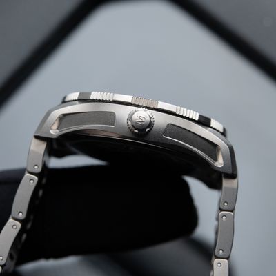 H.Moser & Cie. Pioneer Centre Seconds UNWORN 10/2025 Limited