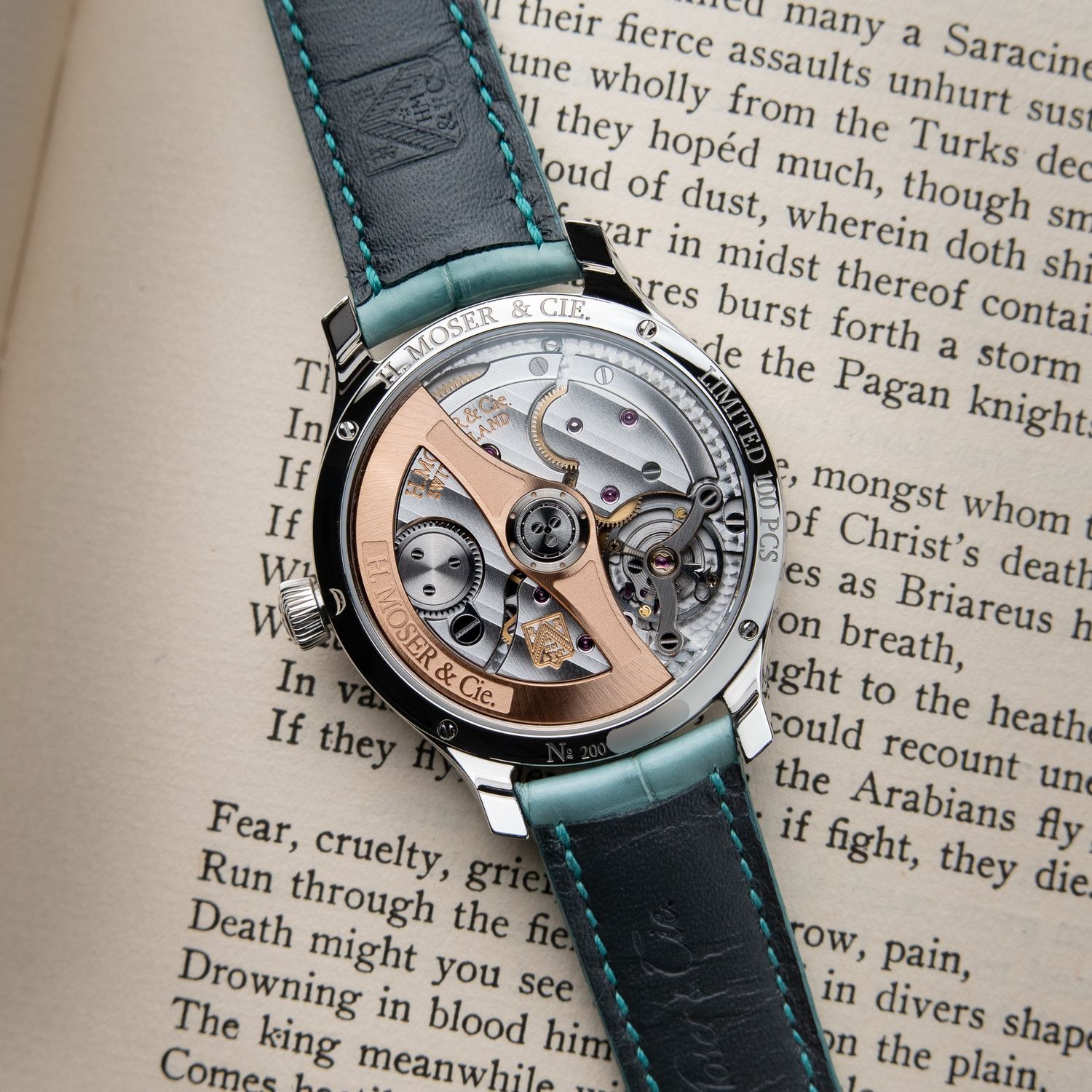 H.Moser & Cie. Endeavour CLEAN 8/2025 Diamonds Purity Blue Lagoon