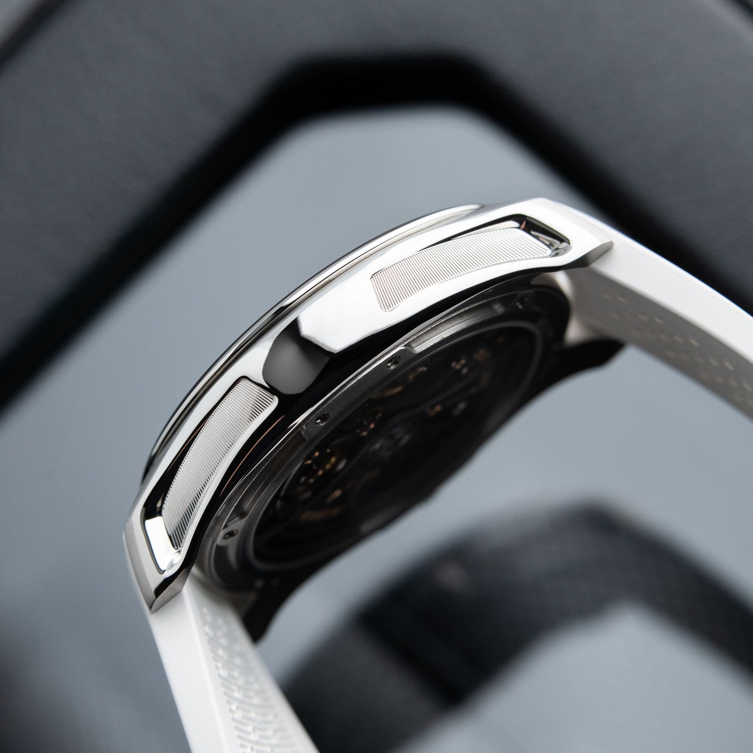 H.Moser & Cie. Pioneer Centre Seconds UNWORN 2026 Spiced Aqua