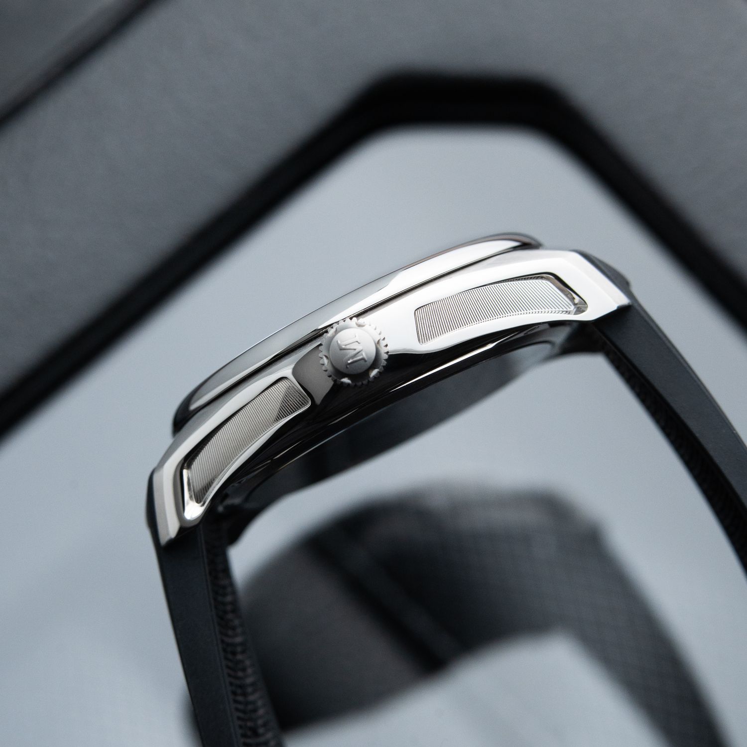 H.Moser & Cie. Pioneer Centre Seconds UNWORN 2026 Cosmic Green