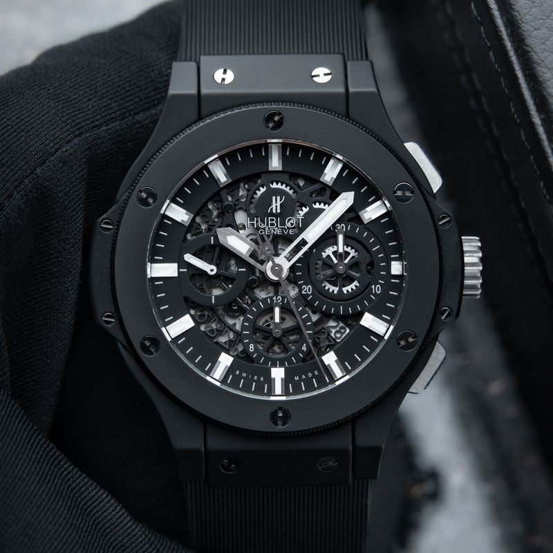 Hublot Big Bang Aero Bang STRAPS Skeleton Chronograph Black Ceramic Set 44