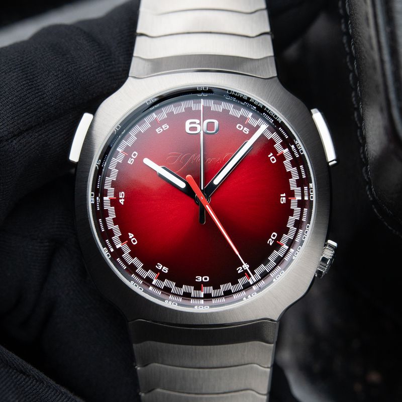 H.Moser & Cie. Streamliner Flyback Chronograph UNWORN Red Cortina Limited Edition