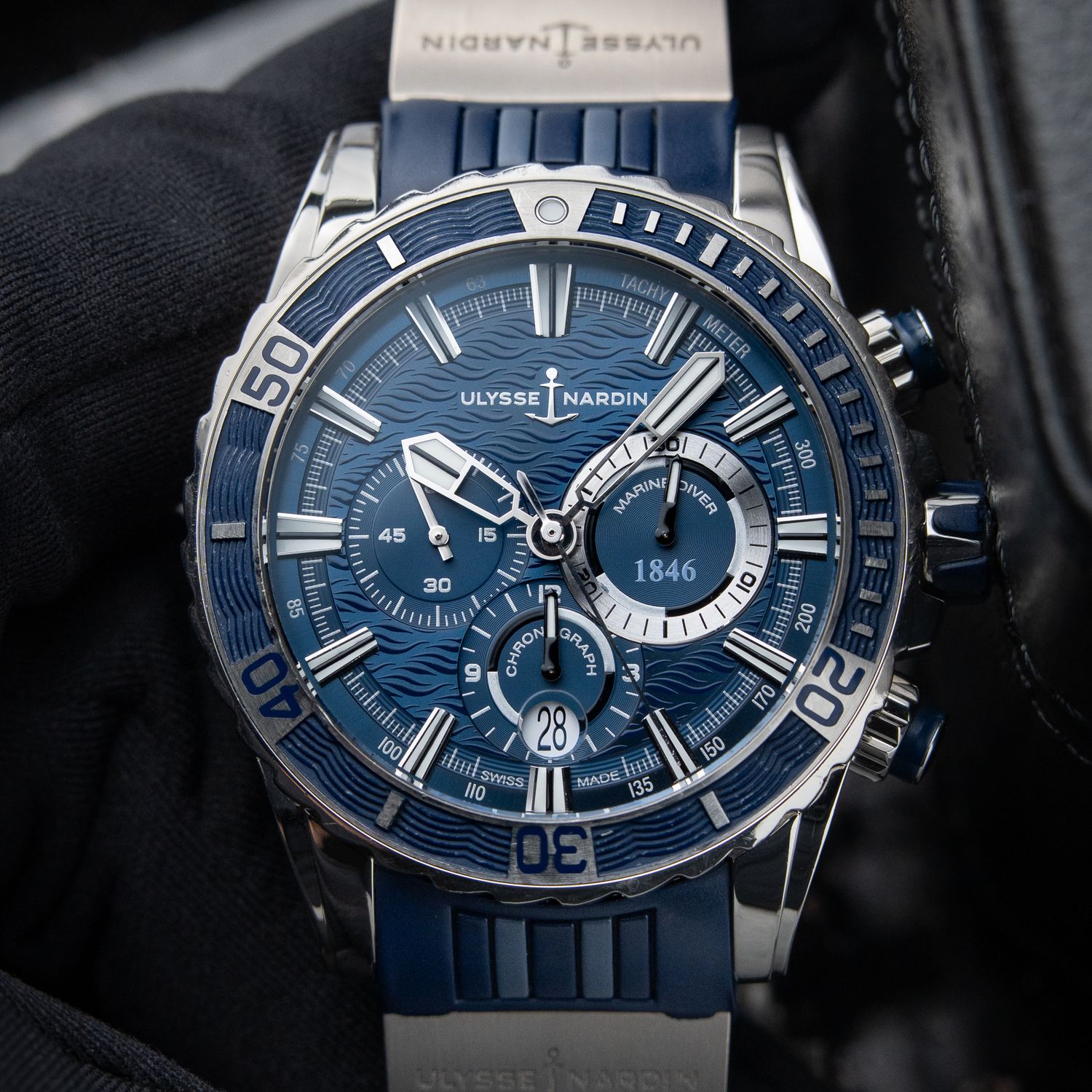 Ulysse Nardin Diver Chronograph Marine Steel Blue Wave Dial Automatic 44mm Ulysse Nardin Diver Chronograph Marine Steel Blue Wave Dial Automatic 44mm