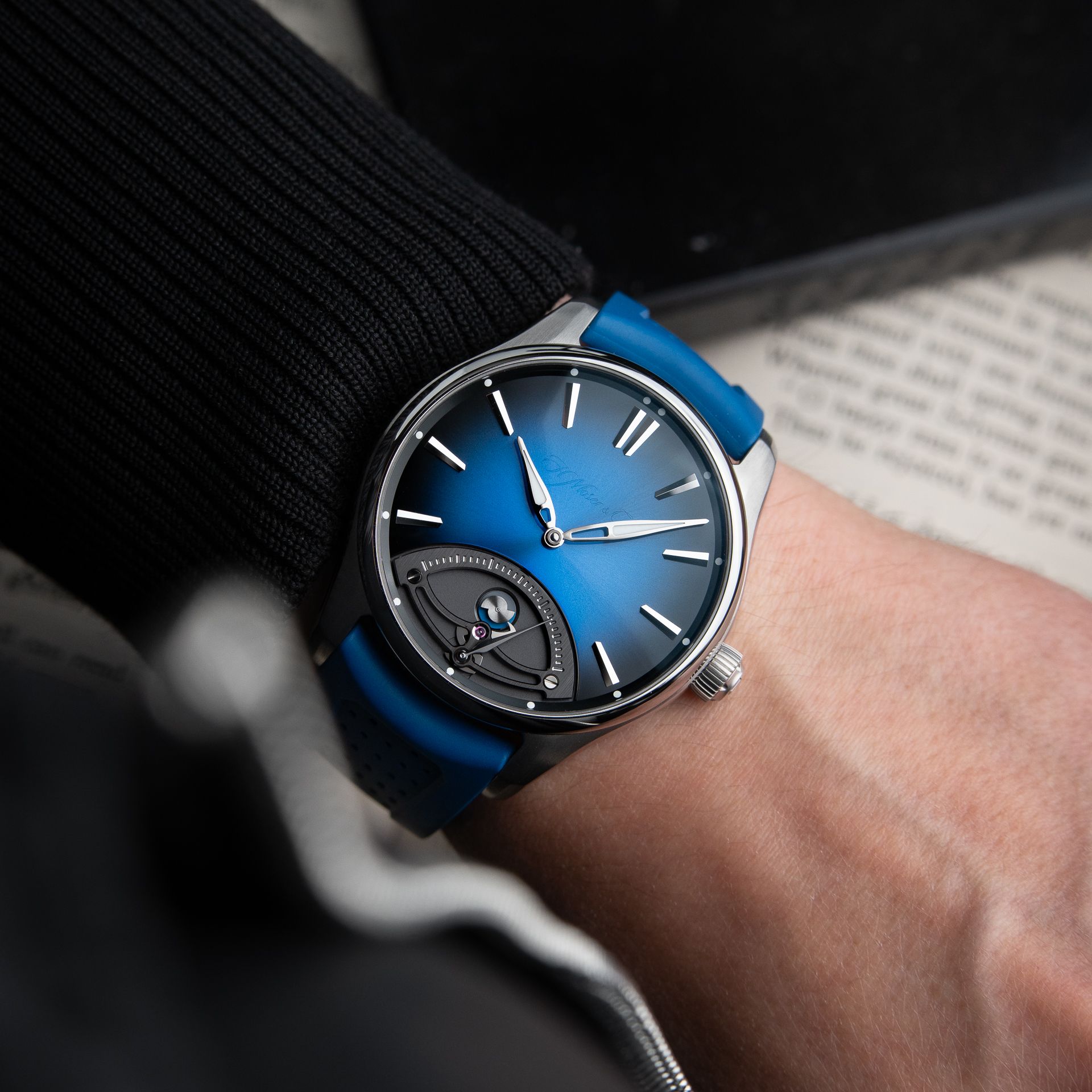 H.Moser & Cie. Pioneer Retrograde Seconds UNWORN 2026 Midnight Blue Fume