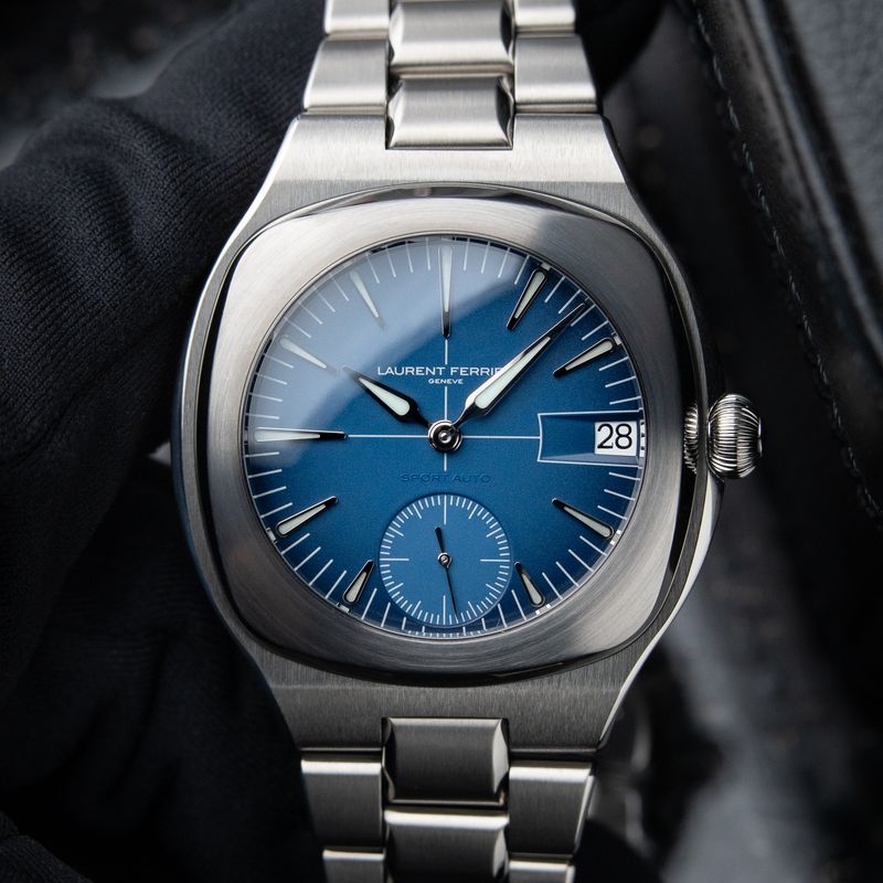 Laurent Ferrier Sport Automatic UNWORN 9/2025 Titanium Bracelet Blue Dial