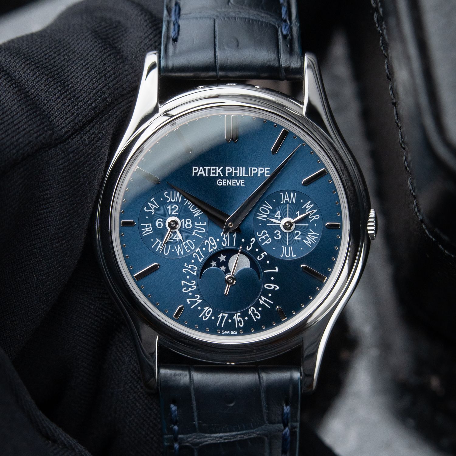 Patek Philippe Perpetual Calendar 5140P-001 UNWORN 2012 Platinum Blue Set