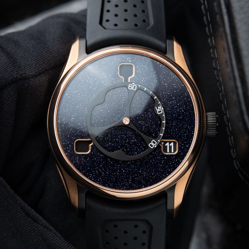 H.Moser & Cie. Pioneer Flying Hours UNWORN 2026 Limited Edition Red Gold Aventurine