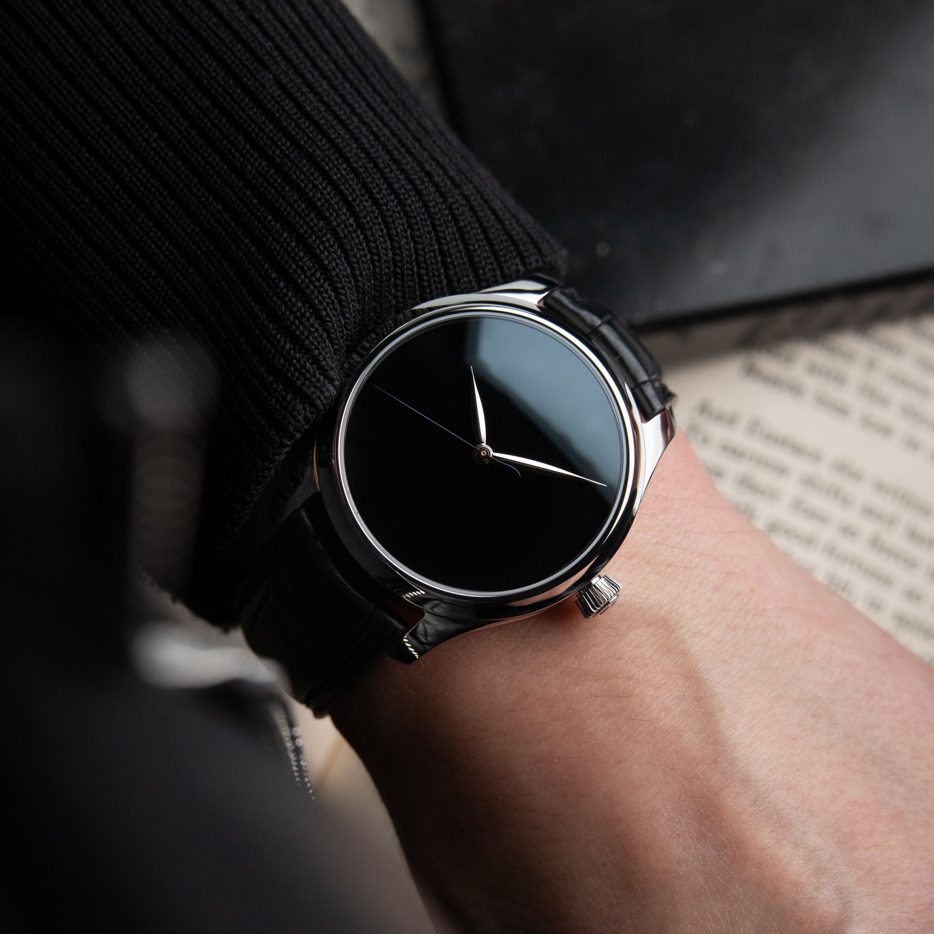 H.Moser & Cie. Endeavour Centre Seconds UNWORN 2026 Concept Vantablack 40