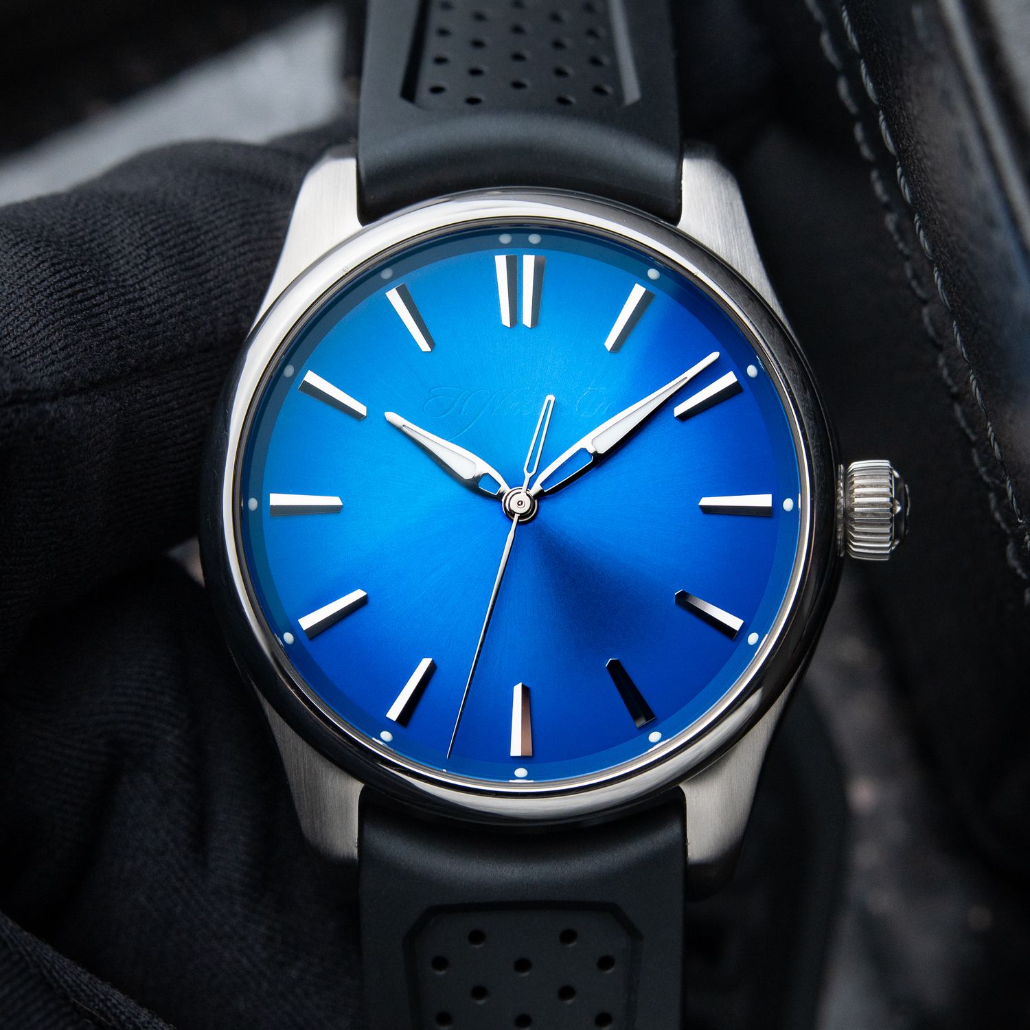 H.Moser & Cie. Pioneer Centre Seconds Arctic Blue Dial 2024 Steel 40mm