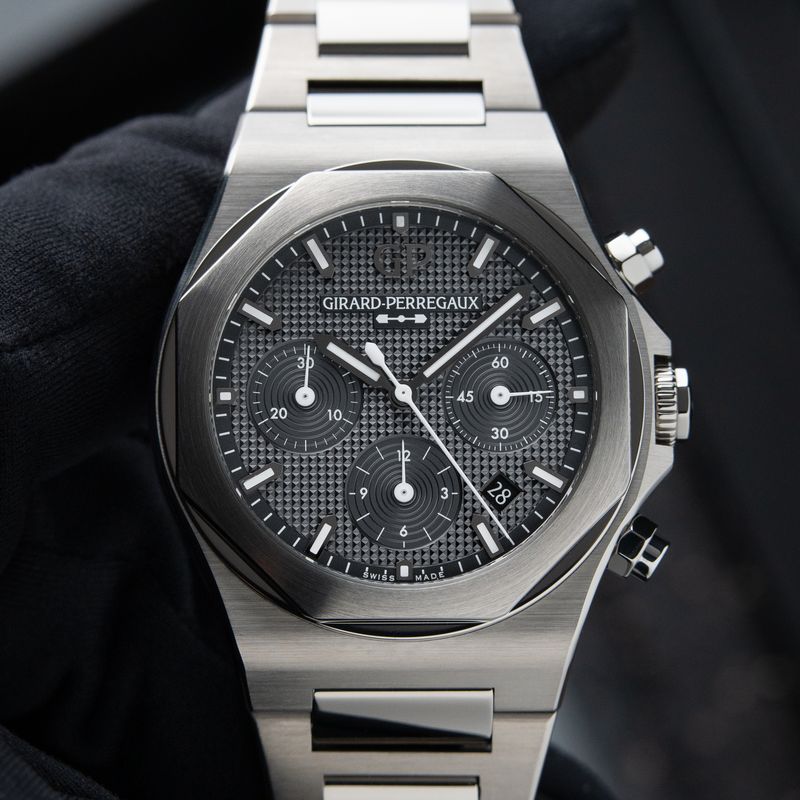Girard Perregaux Laureato TI49 Grey Chronograph Titanium Bracelet 81020 42